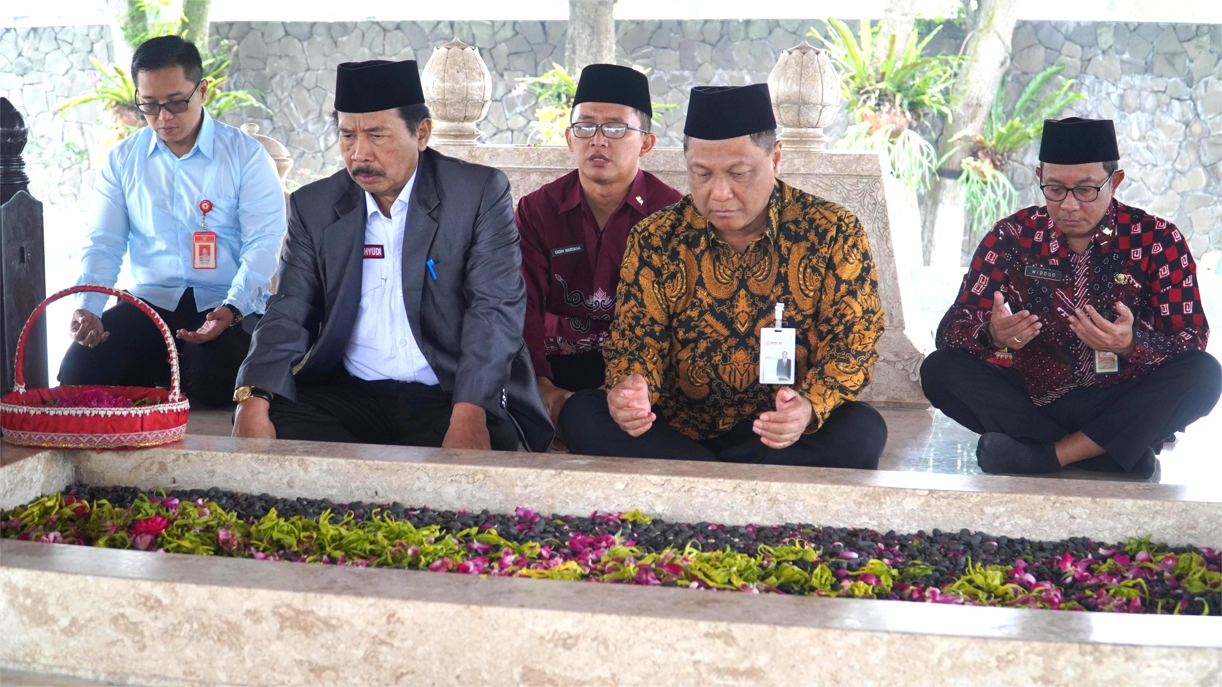 20 Juni 2025 - Kunjungan Ziarah KEPALA BPIPRI di Makam Bung Karno