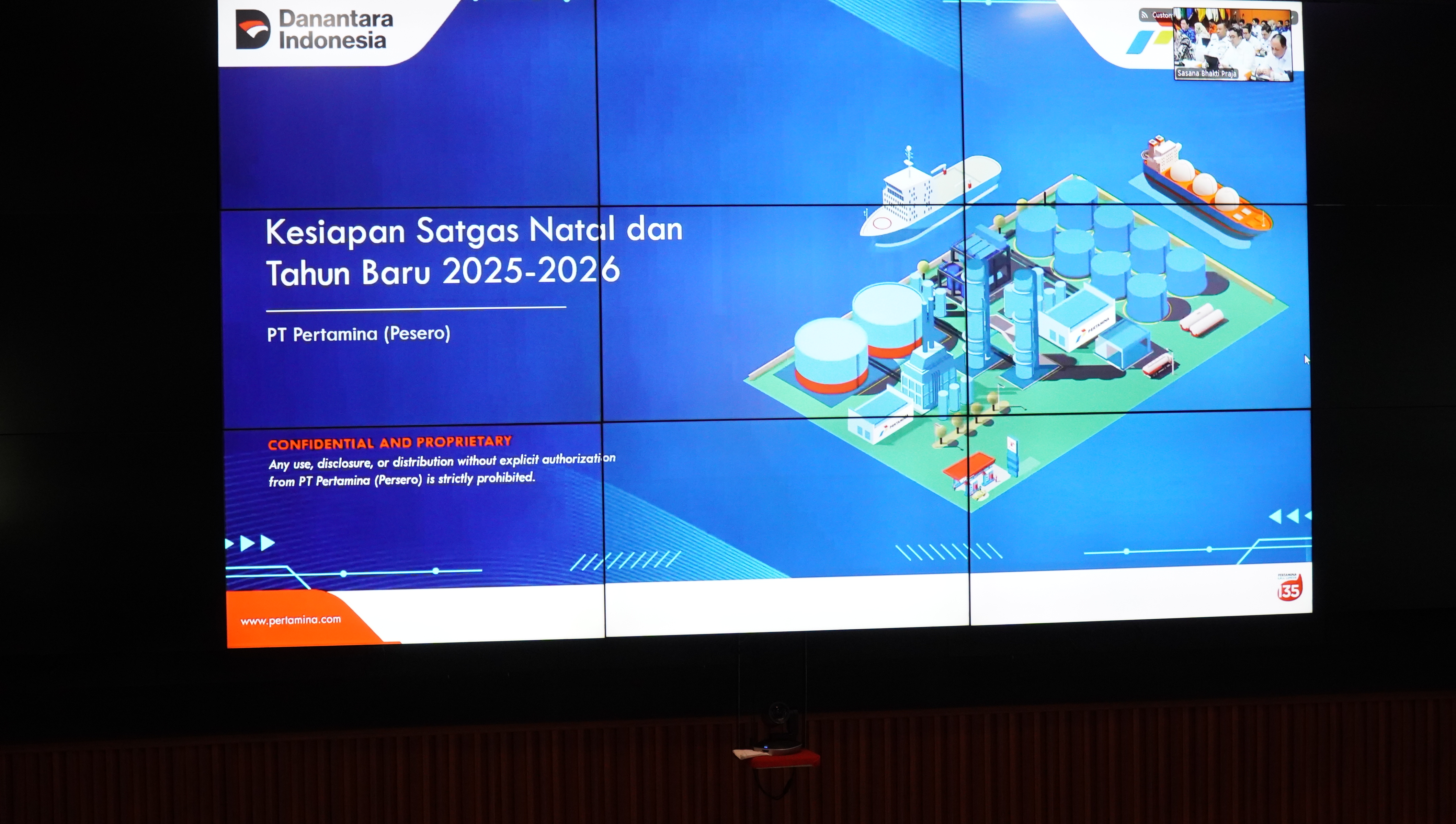 1 Desember 2025 - Zoom Meeting Rakor Antisipasi Momentum NATARU bersama MENDAGRI di Ruang ISC Diskominfotik