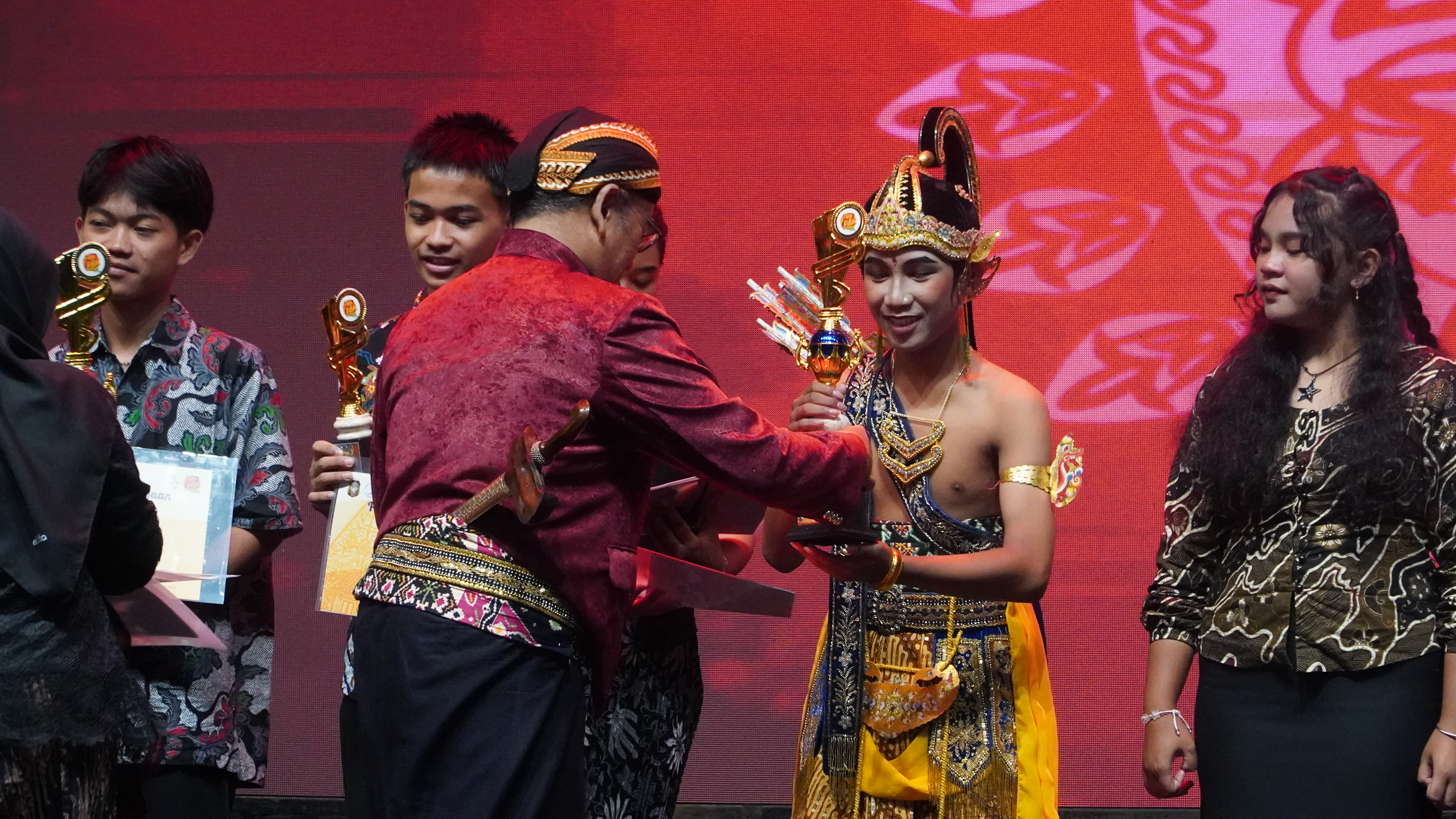 15 Desember 2024 - Semarak 12 Tahun Sanggar Budaya  PATRIA LOKA di Plaza Monumen PETA