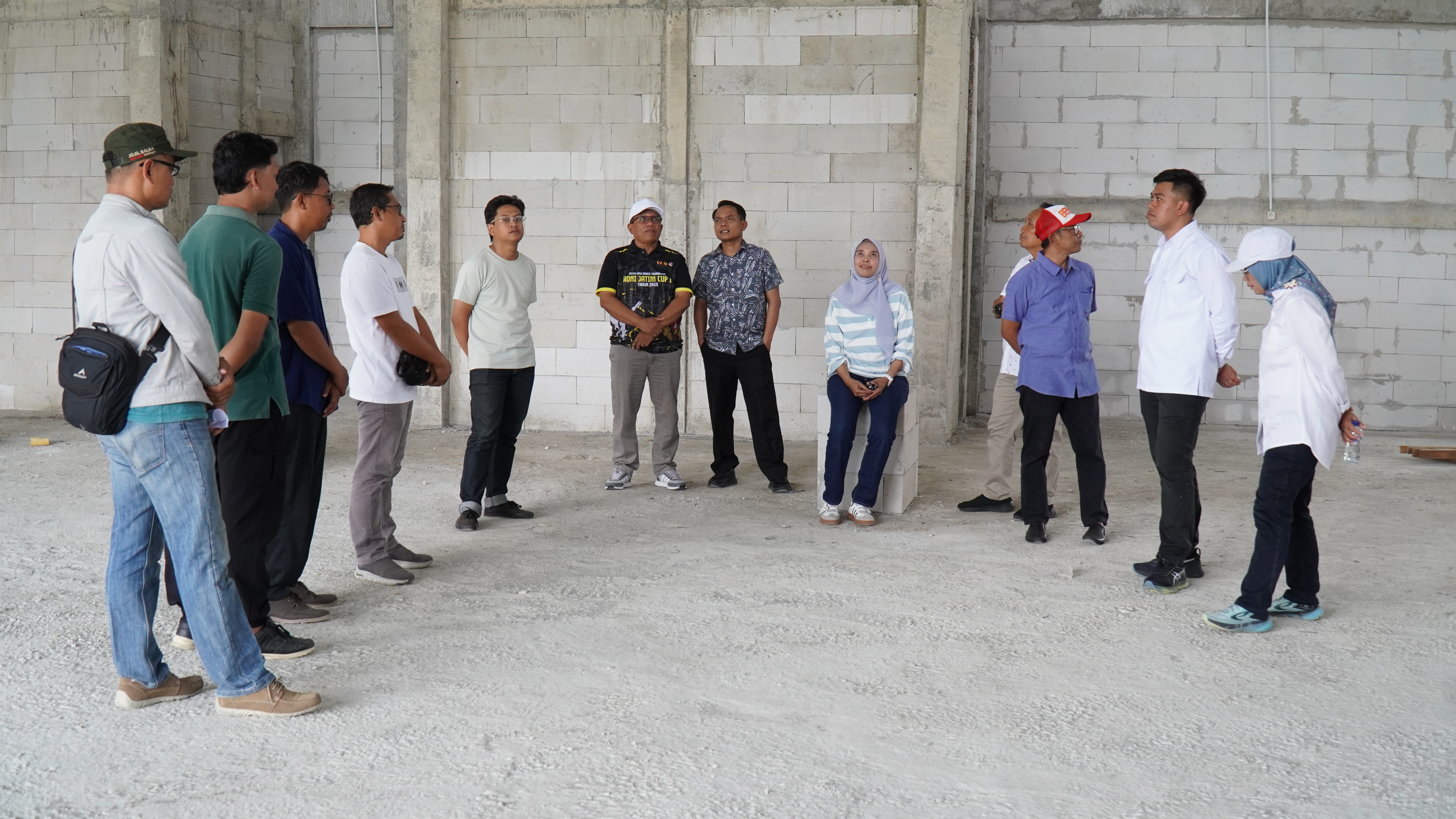 20 Desember 2025- Monev Proyek Strategis di Pemb.Kel.Plosokerep, Pemb.Outbond Gedog Tahap2, Pemb.GOR Beladiri