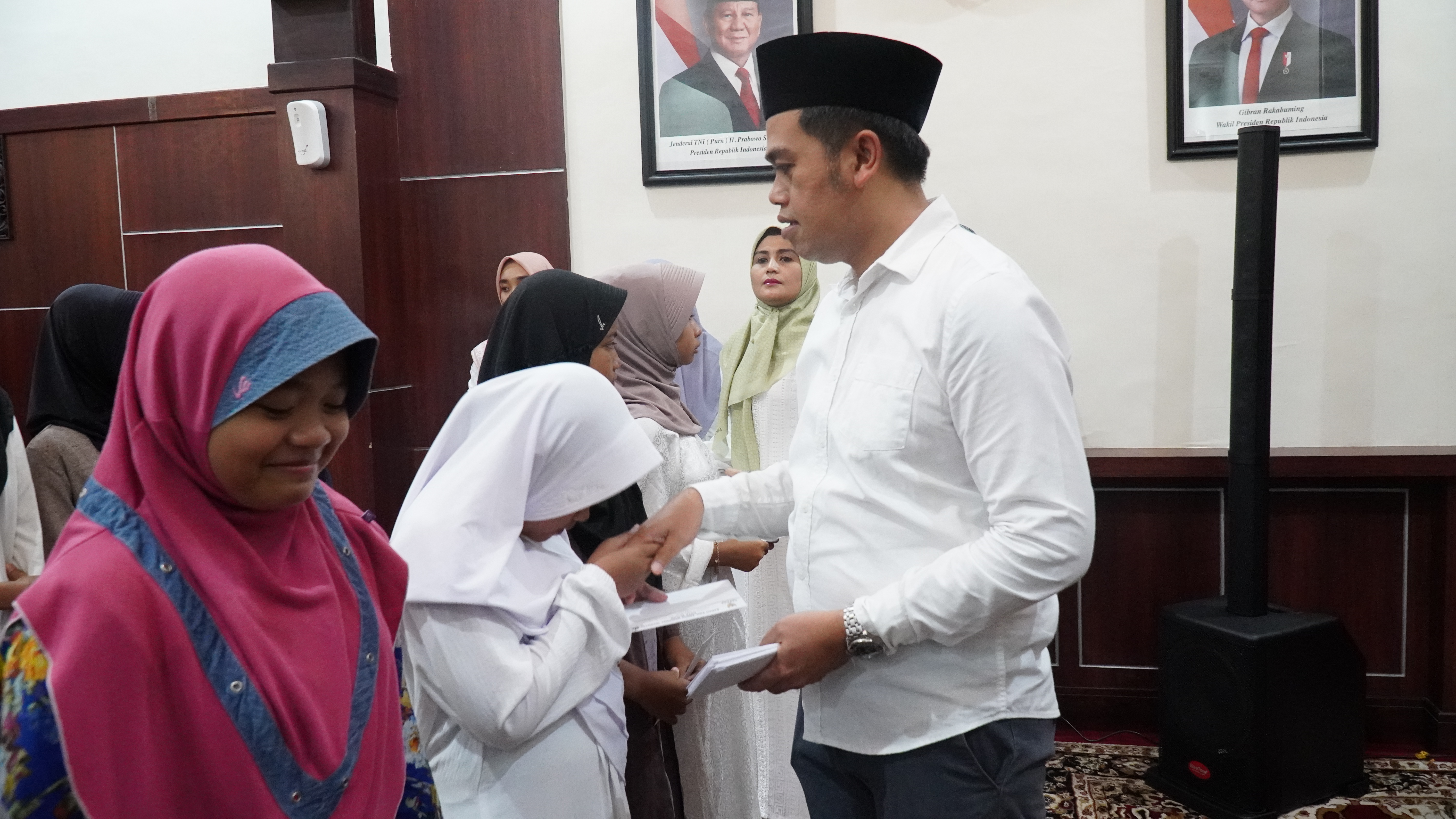 10 Desember 2025- Peduli Anak Yatim bersama Walikota Blitar &amp;amp; BAZNAS Kota Blitar