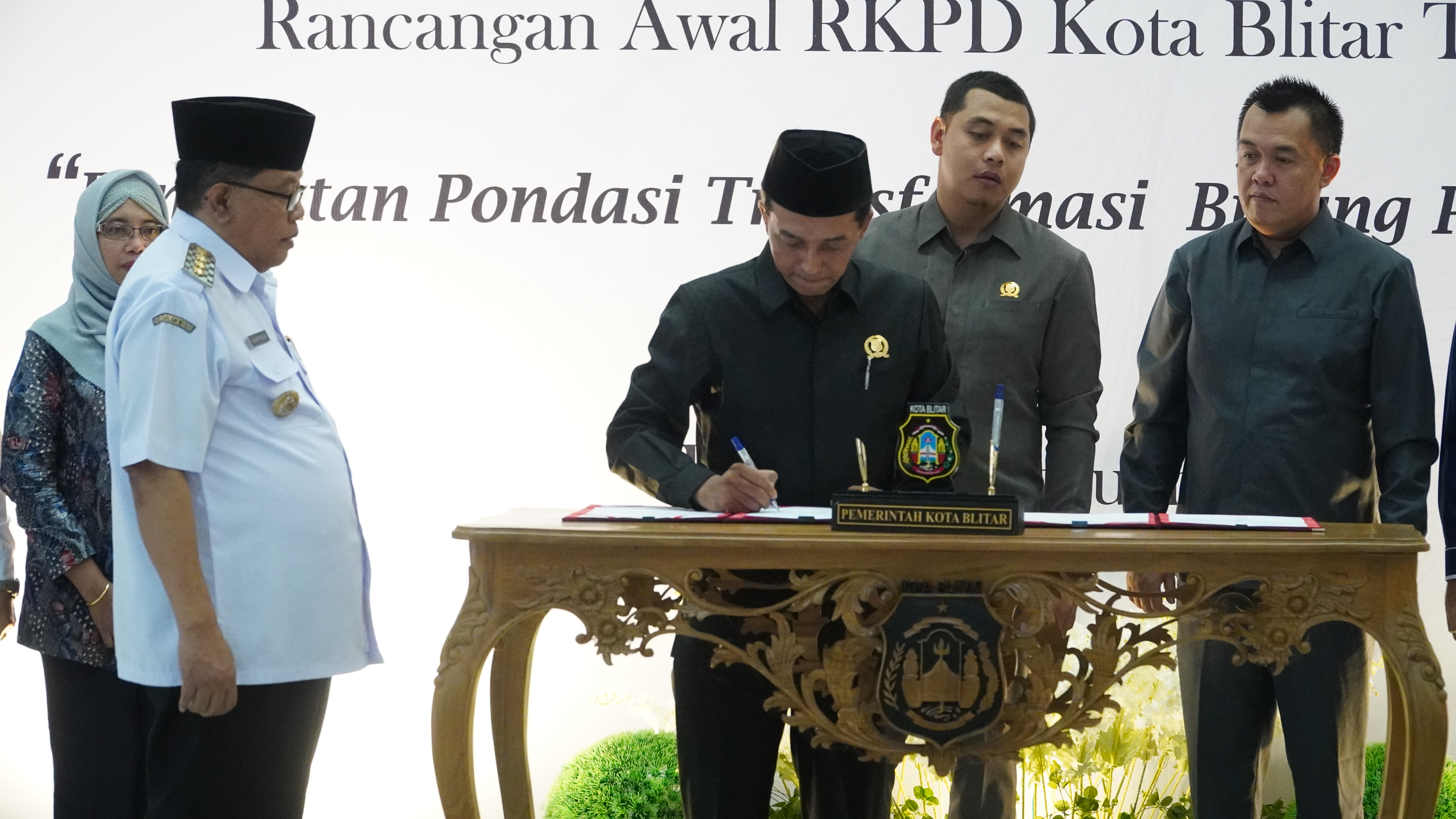 5 Februari 2025 - Pembukaan Forum Konsultasi Publik (FKP) Rancangan Awal RKPD Kota Blitar Tahun 2026