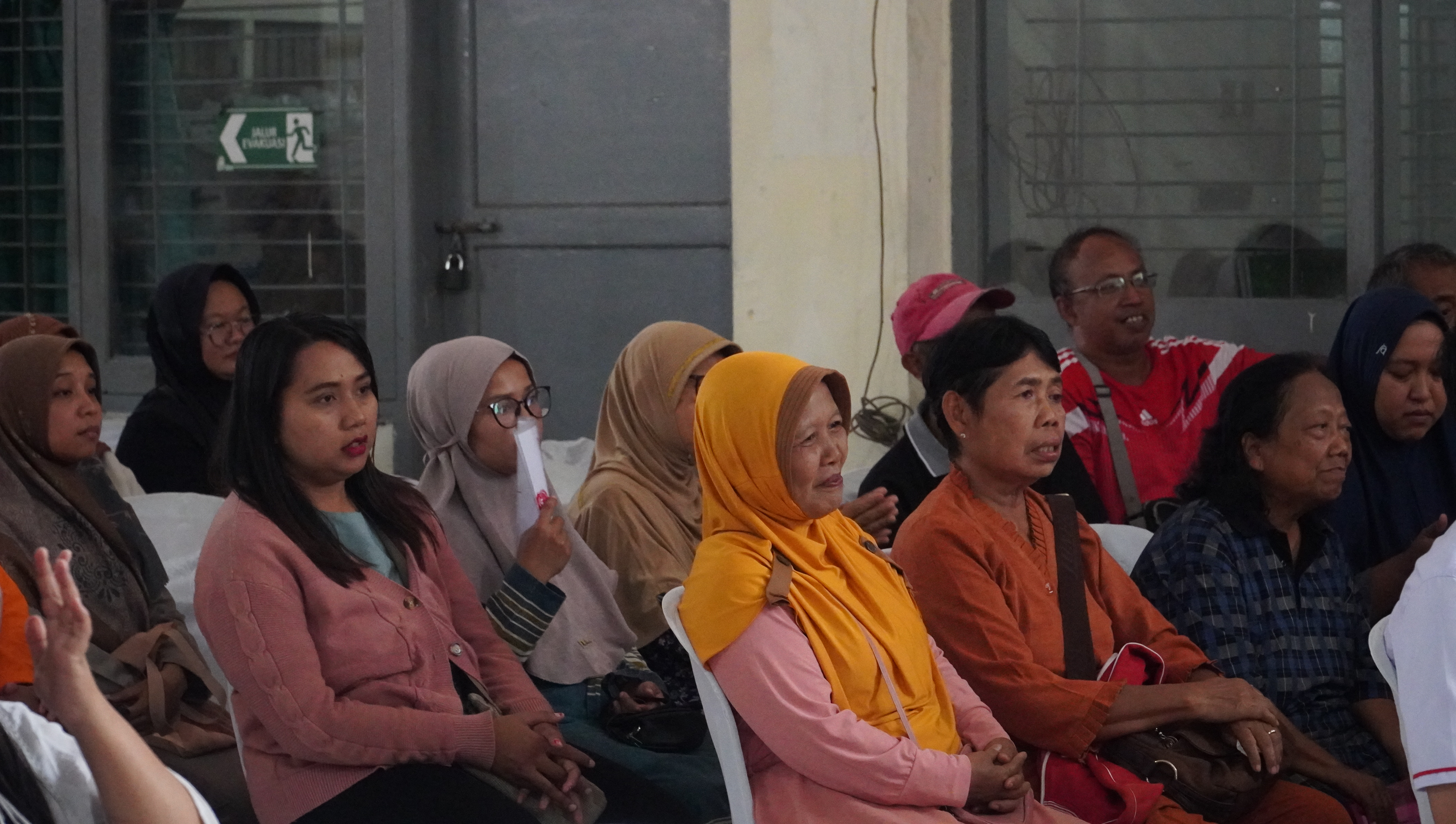24 November 2025- Penyerahan Bantuan Penerima Manfaat BLTS KESRA 2025 di Kantor POS Blitar