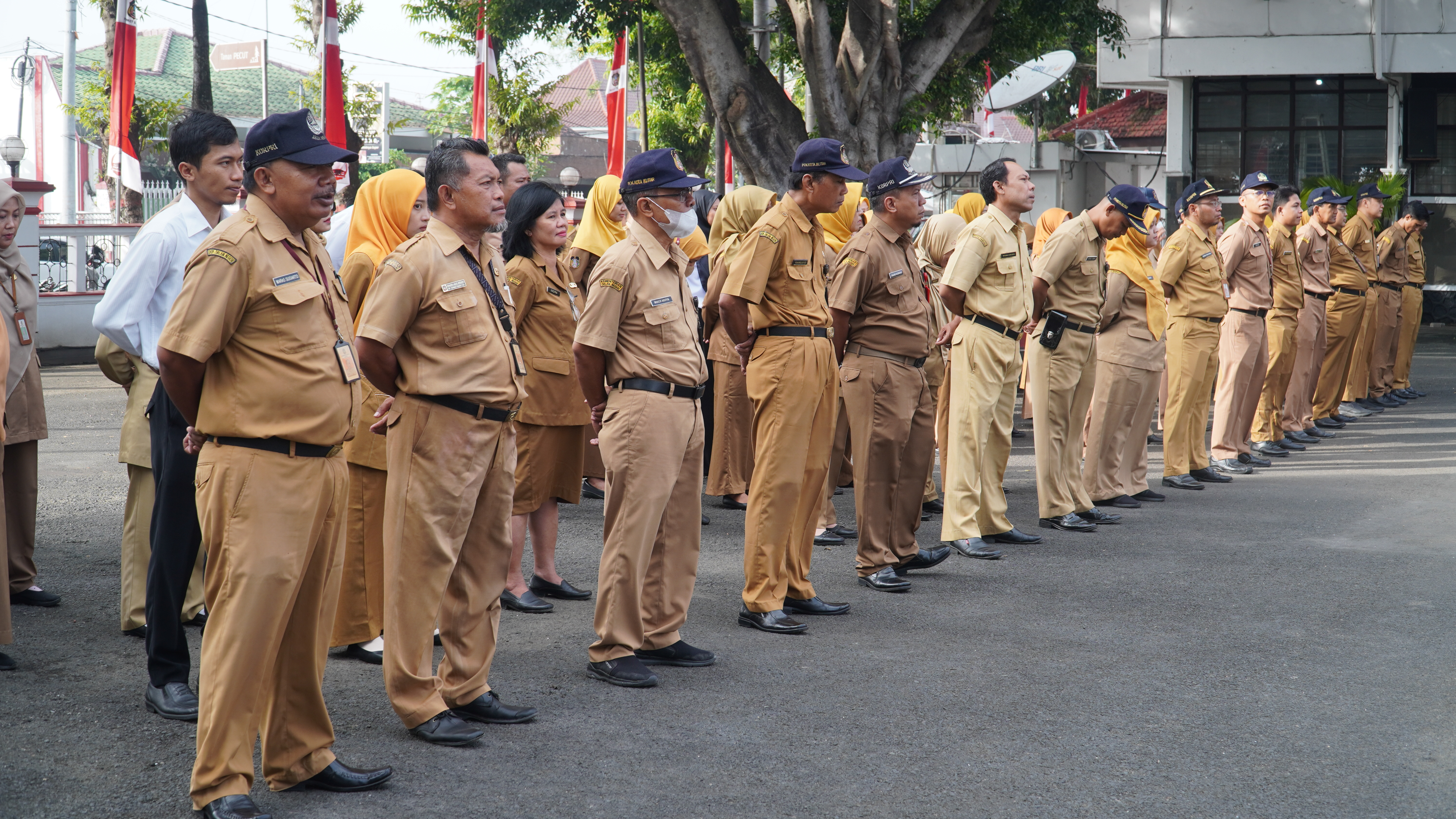 26 Mei 2025 - Apel Gabungan ASN PEMKOT BLITAR ( RSUD MARDI WALUYO)