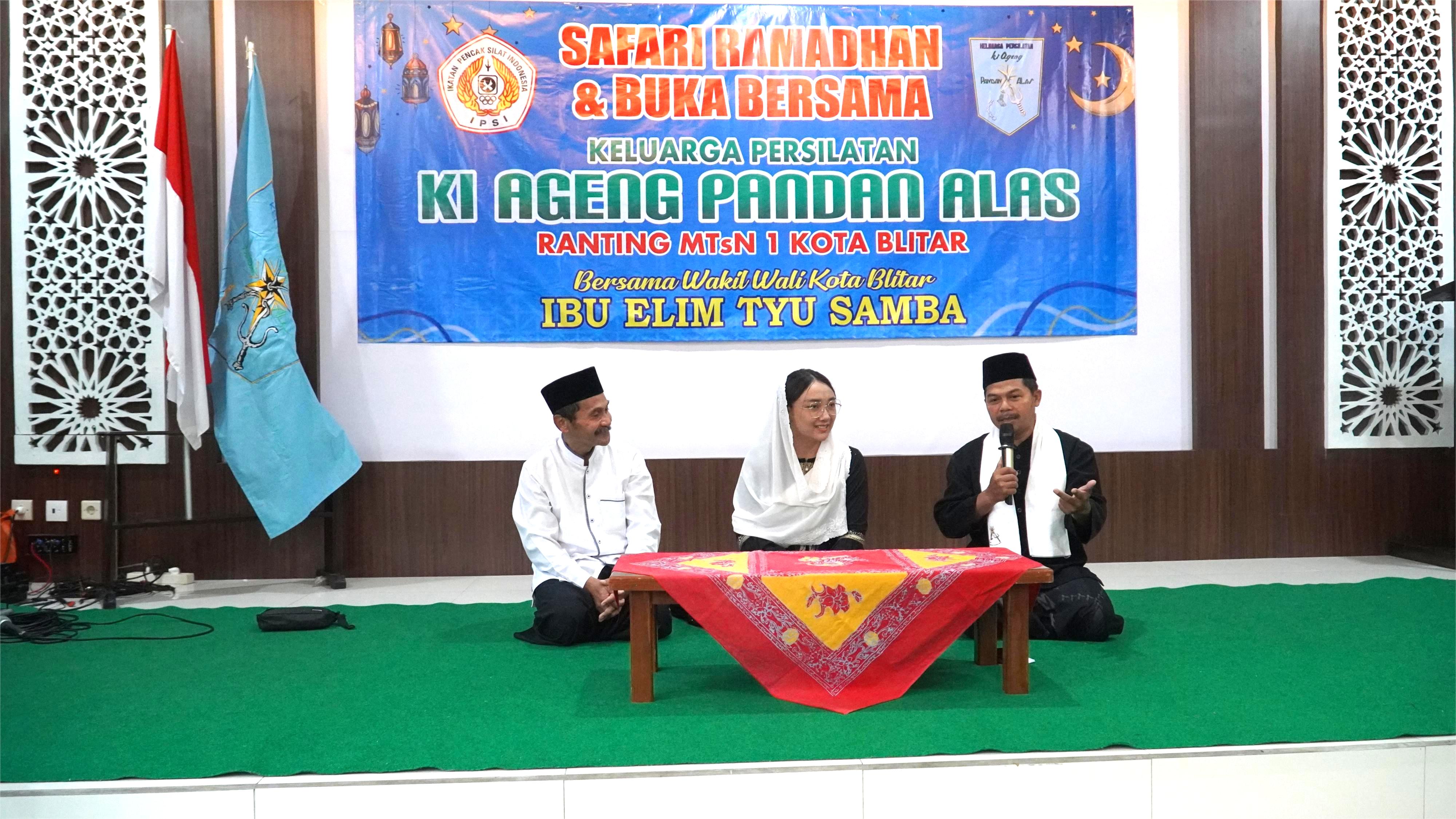 16 Maret 2025 - Buka Bersama IPSI di aula MTsn 1 Karangsari Blitar