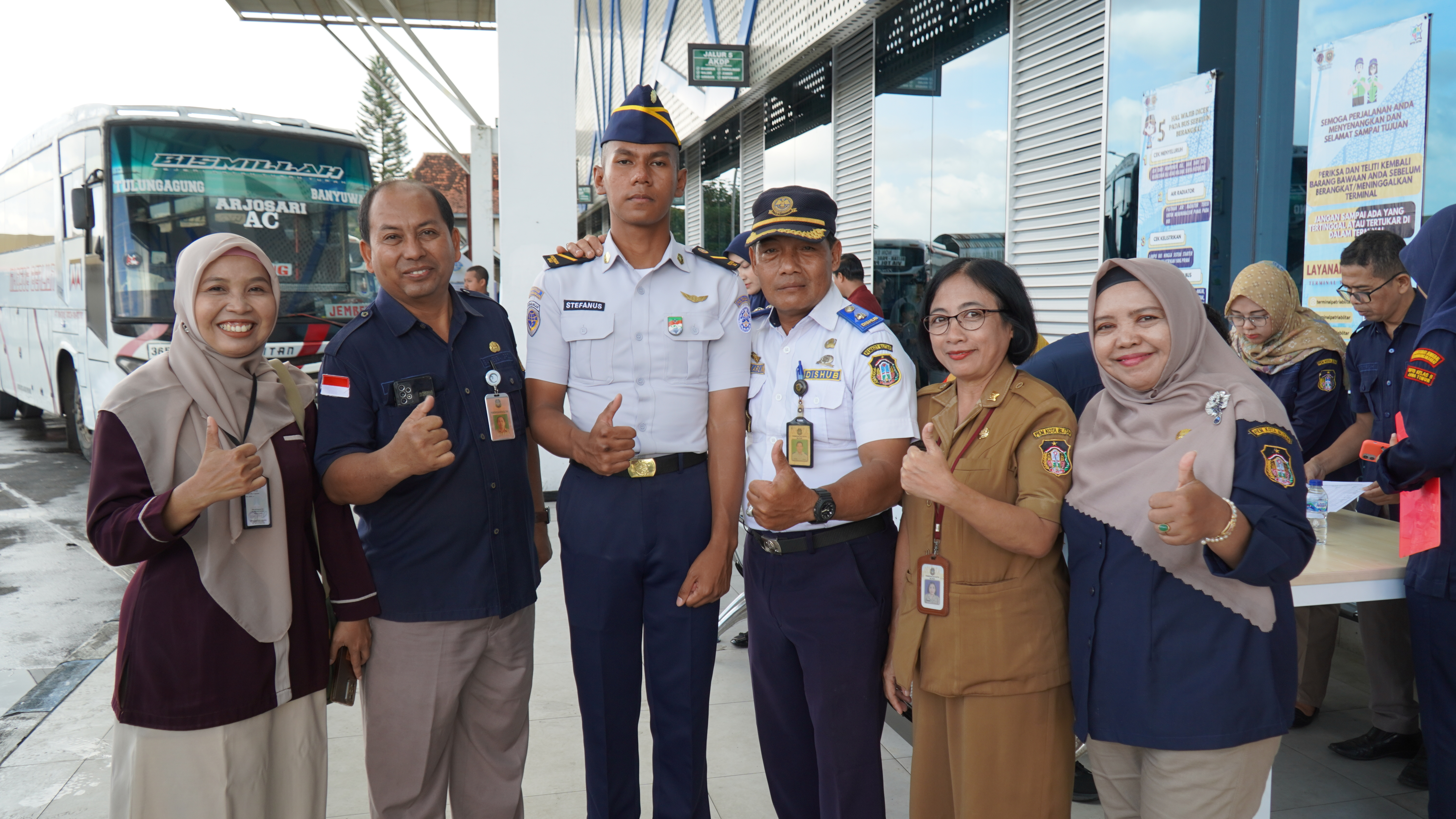 23 Desember 2025- Uji Urine Awak Kendaraan Angkutan Umum di Terminal Tipe A Patria Kota Blitar