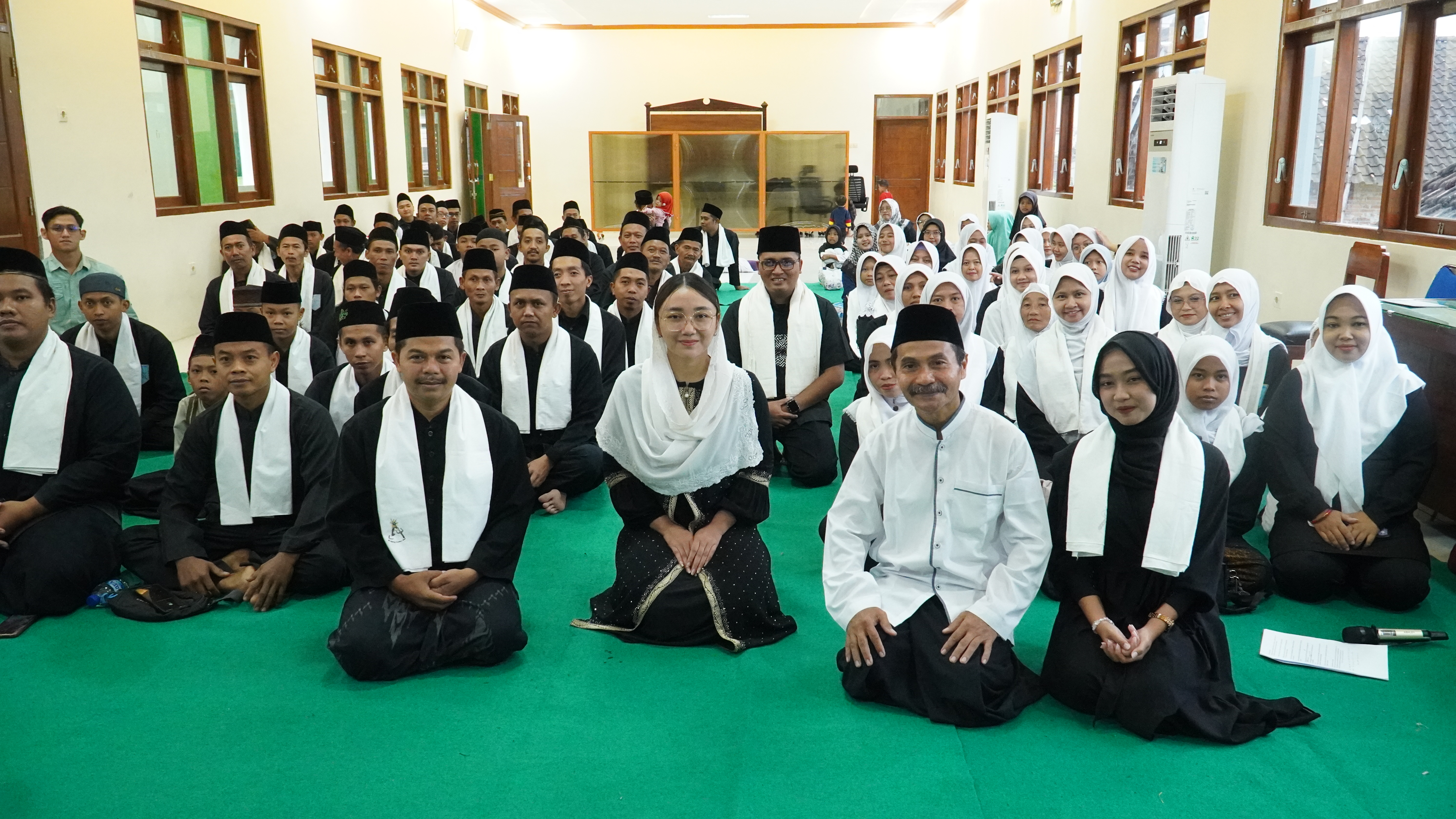 16 Maret 2025 - Buka Bersama IPSI di aula MTsn 1 Karangsari Blitar