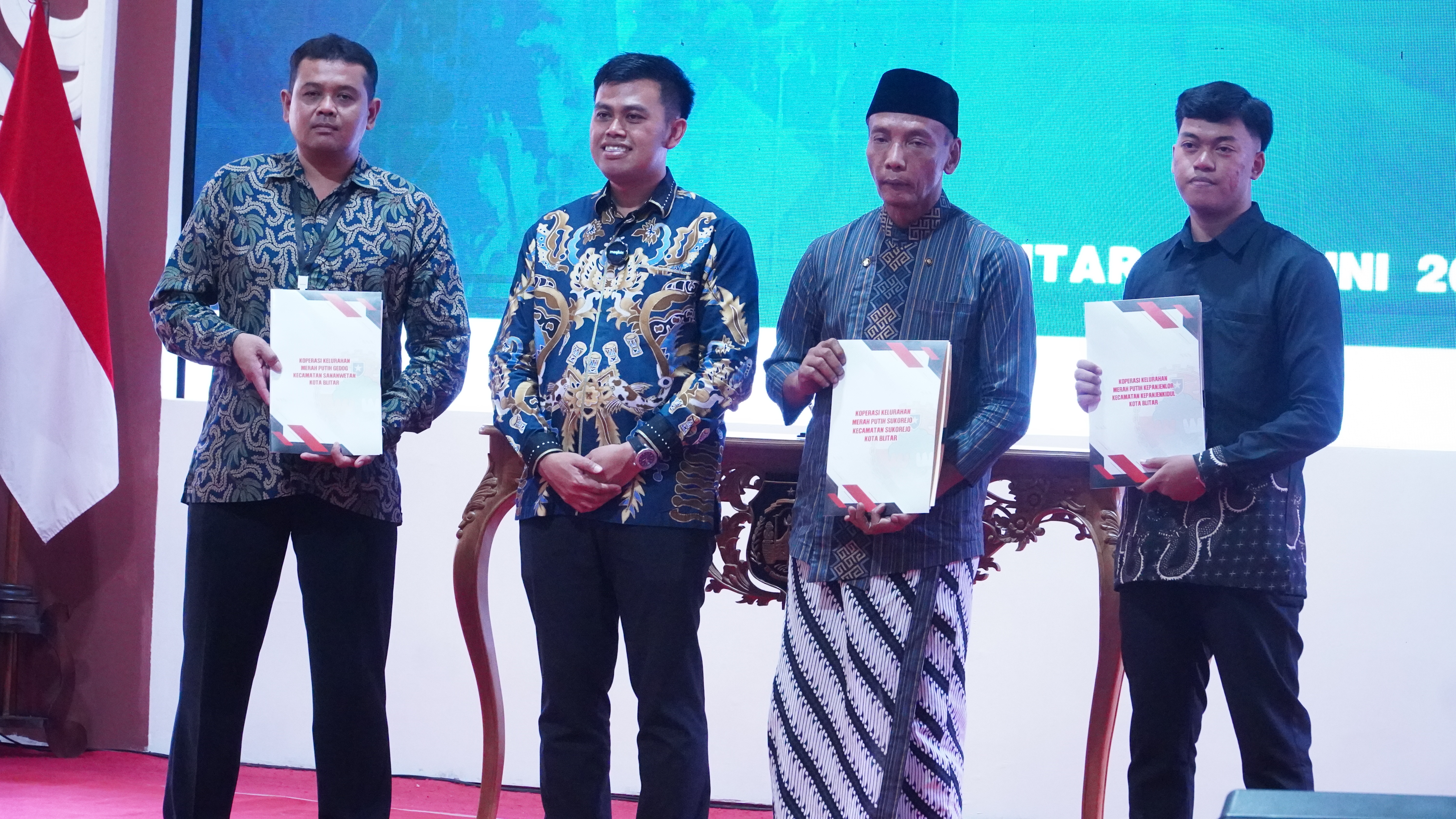 20 Juni 2025 - Penandatanganan MOU Antar Daerah di Bazar Blitar Djadoel