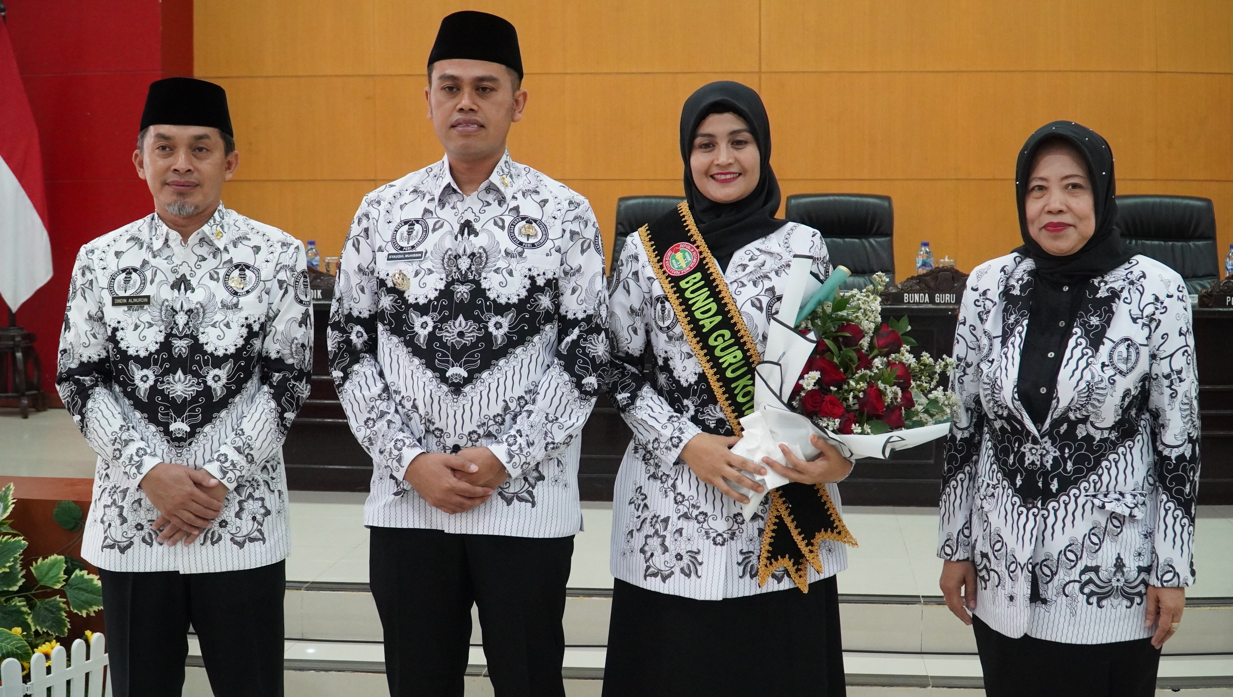 29 September 2025- Penganugerahan IBUNDA GURU KOTA BLITAR &amp;amp; PENGUKUHAN PENGURUS PGRI KOTA BLITAR  Masa Bhakti XXIII Tahun 2025-2030
