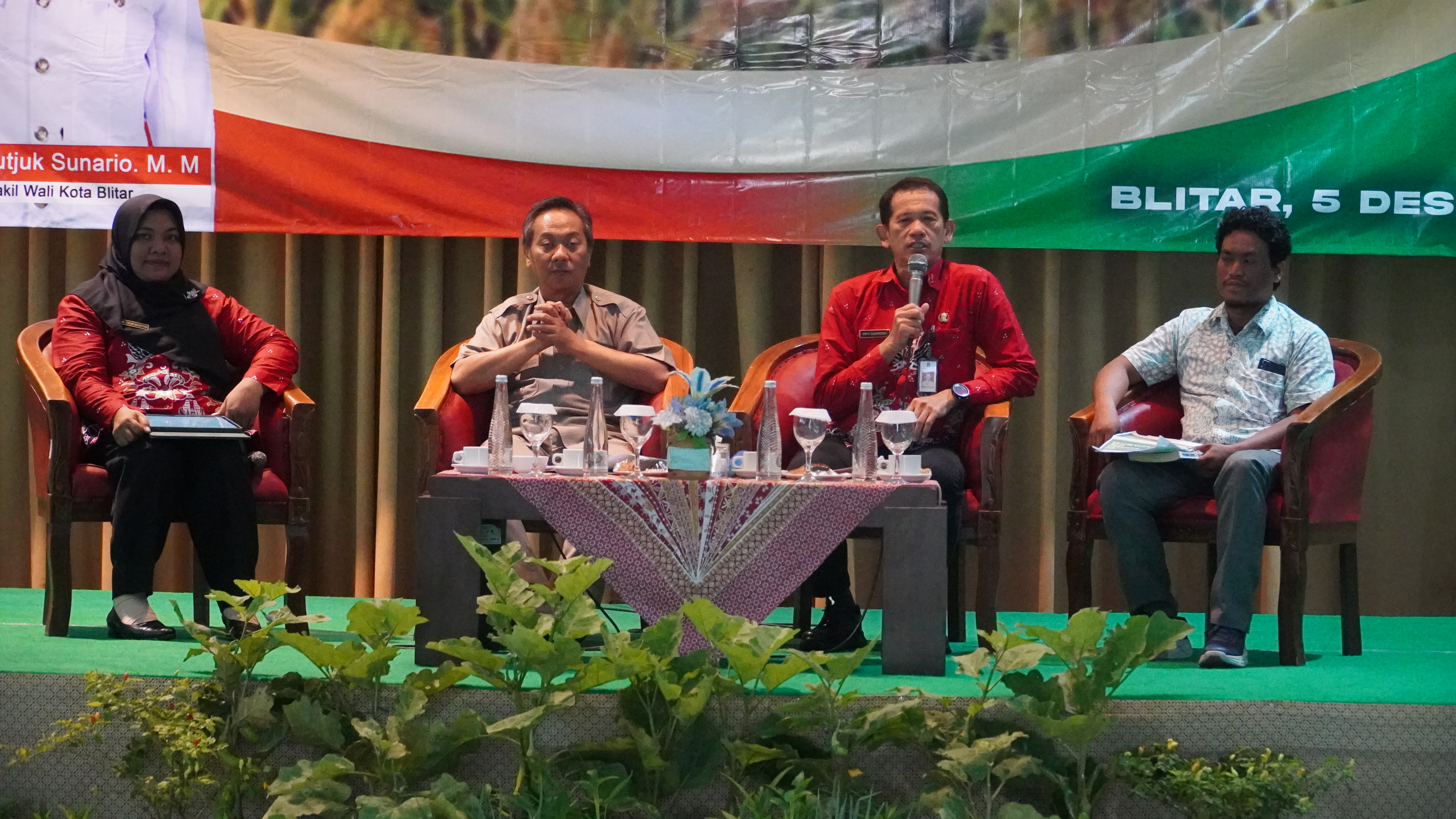 5 Desember 2024 - Konsultasi Publik Raperda LP2B Kota Blitar Tahun 2024
