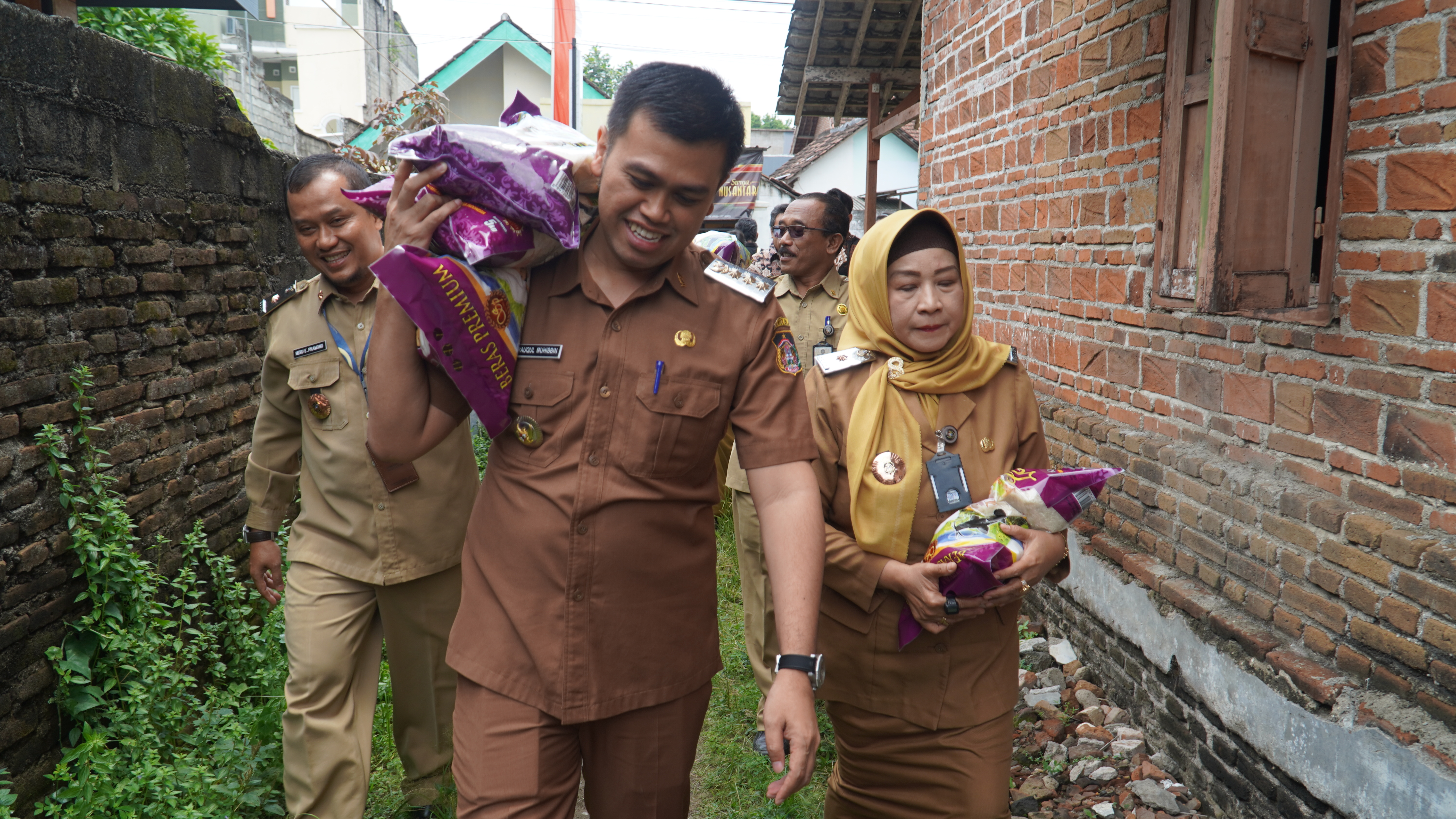 24 Maret 2025 - Penyerahan CSRPT HM SAMPOERNA pada Warga Jalan Joko Kandung 09 Kel.Blitar