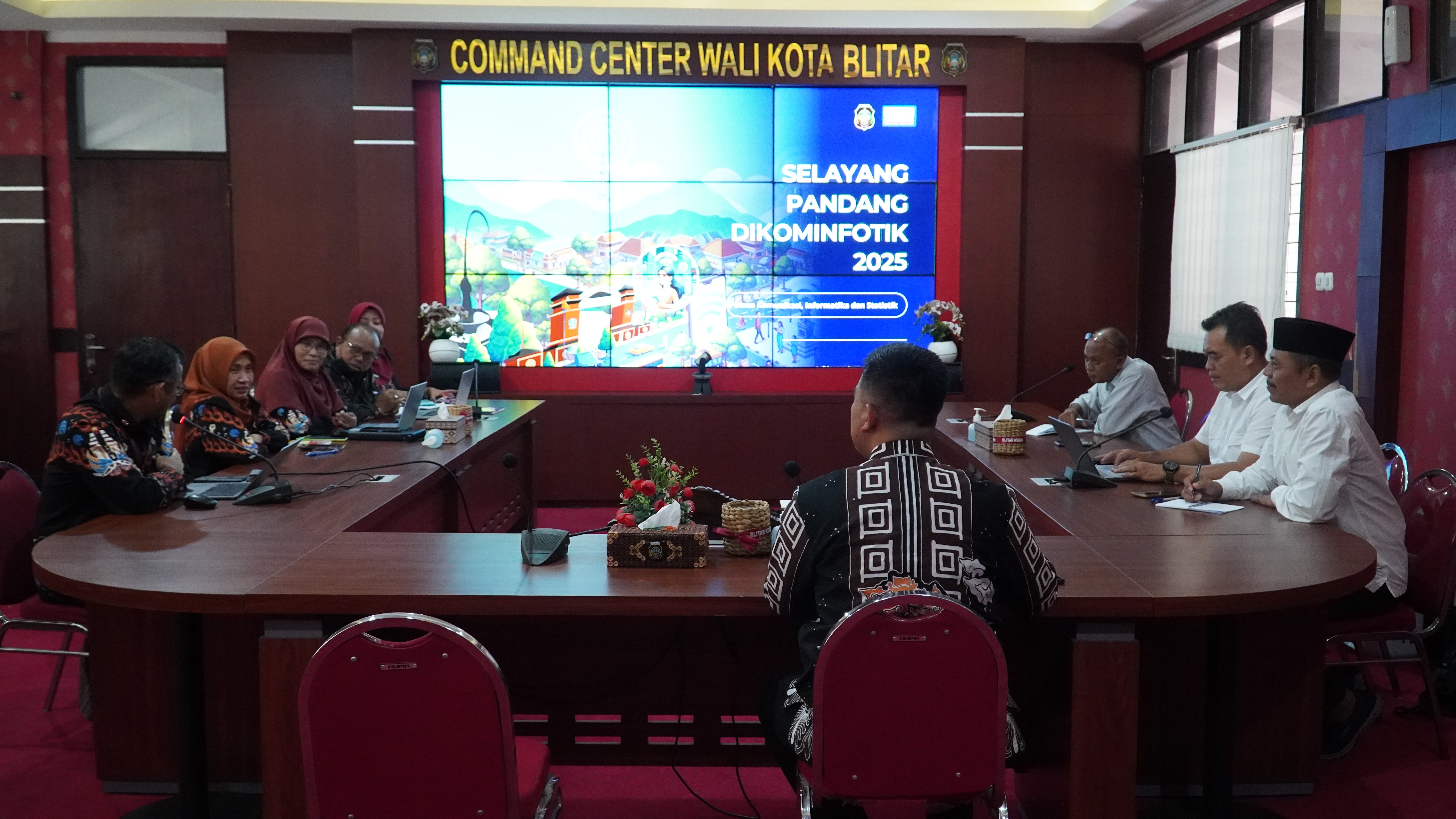 7 Maret 2025 - Presentasi Program &amp;amp; Kegiatan DISKOMINFOTIK di ruang kerja Walikota Blitar