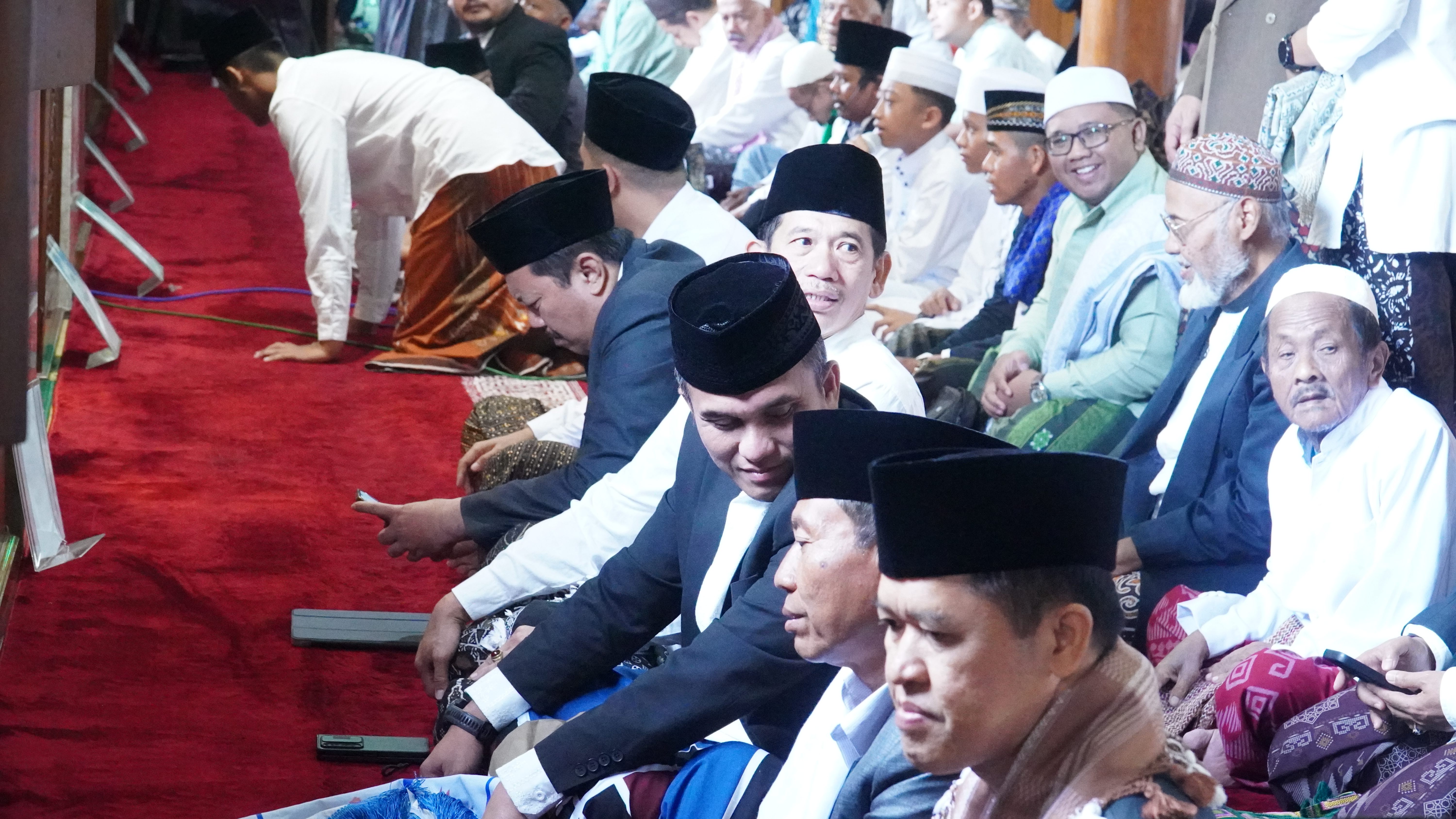 31 Maret 2025 - Pelaksanaan SHOLAT IDUL FITRI 1SYAWAL 1446 H di Masjid Agung Kota Blitar