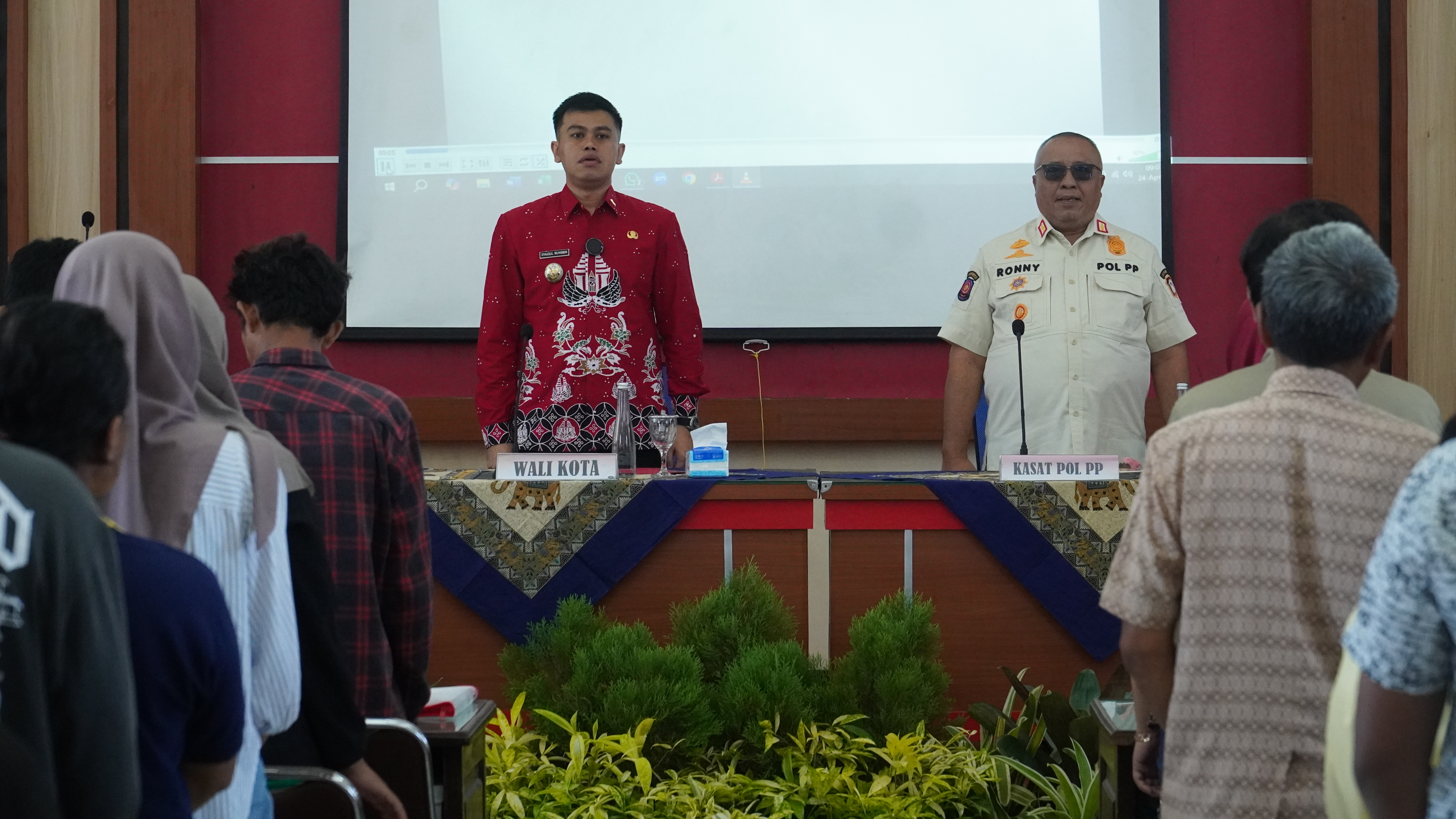 24 April 2025 - Sosialisasi PKL Kota Blitar di Aula Kantor SATPOL PP