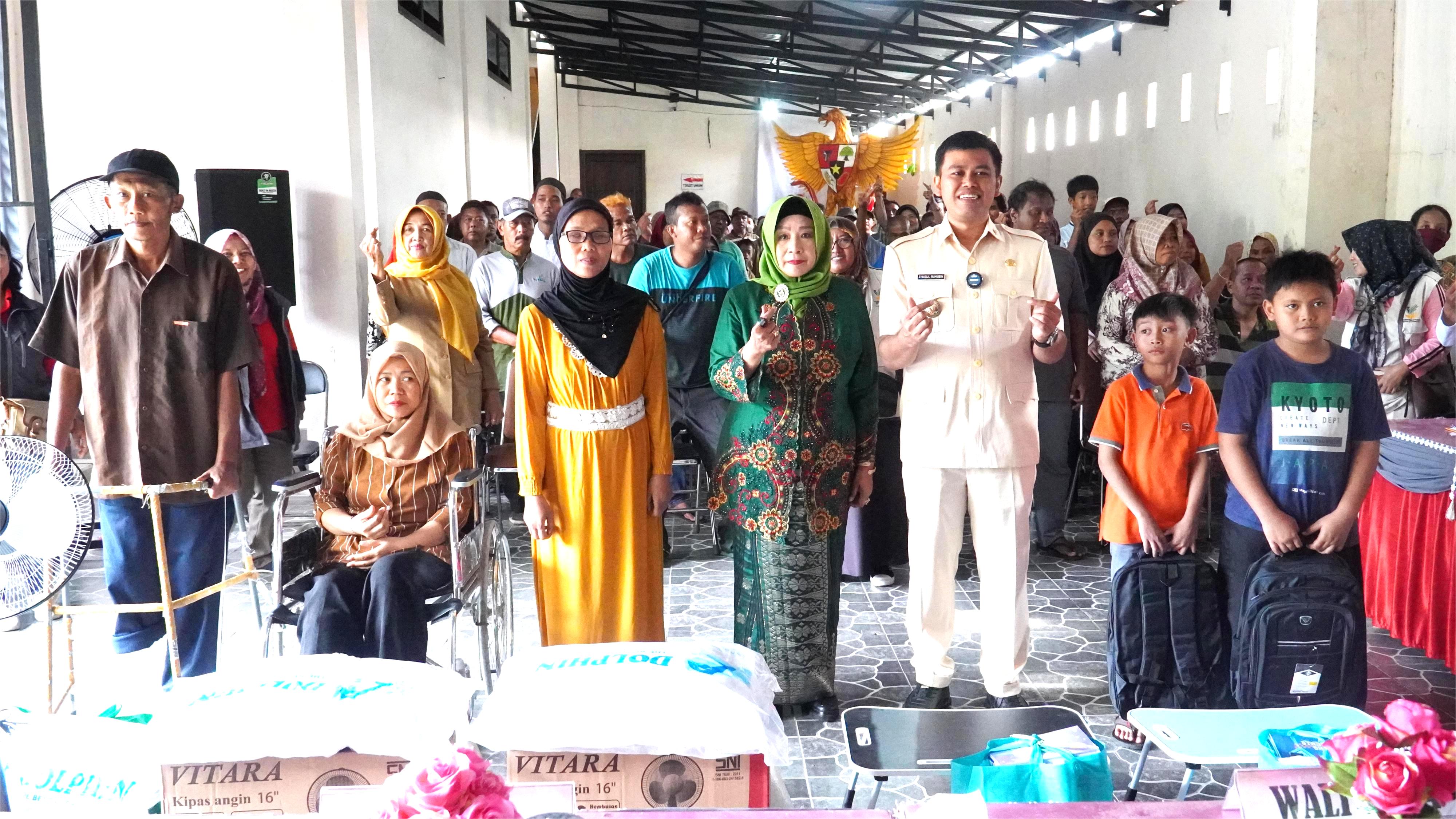 21 April 2025 - Penyaluran Bantuan Atensi PEMERLU PELAYANAN KESEJAHTERAAN SOSIAL (PPKS) Kluster Disabilitas &amp;amp; Anak  di DINSOS