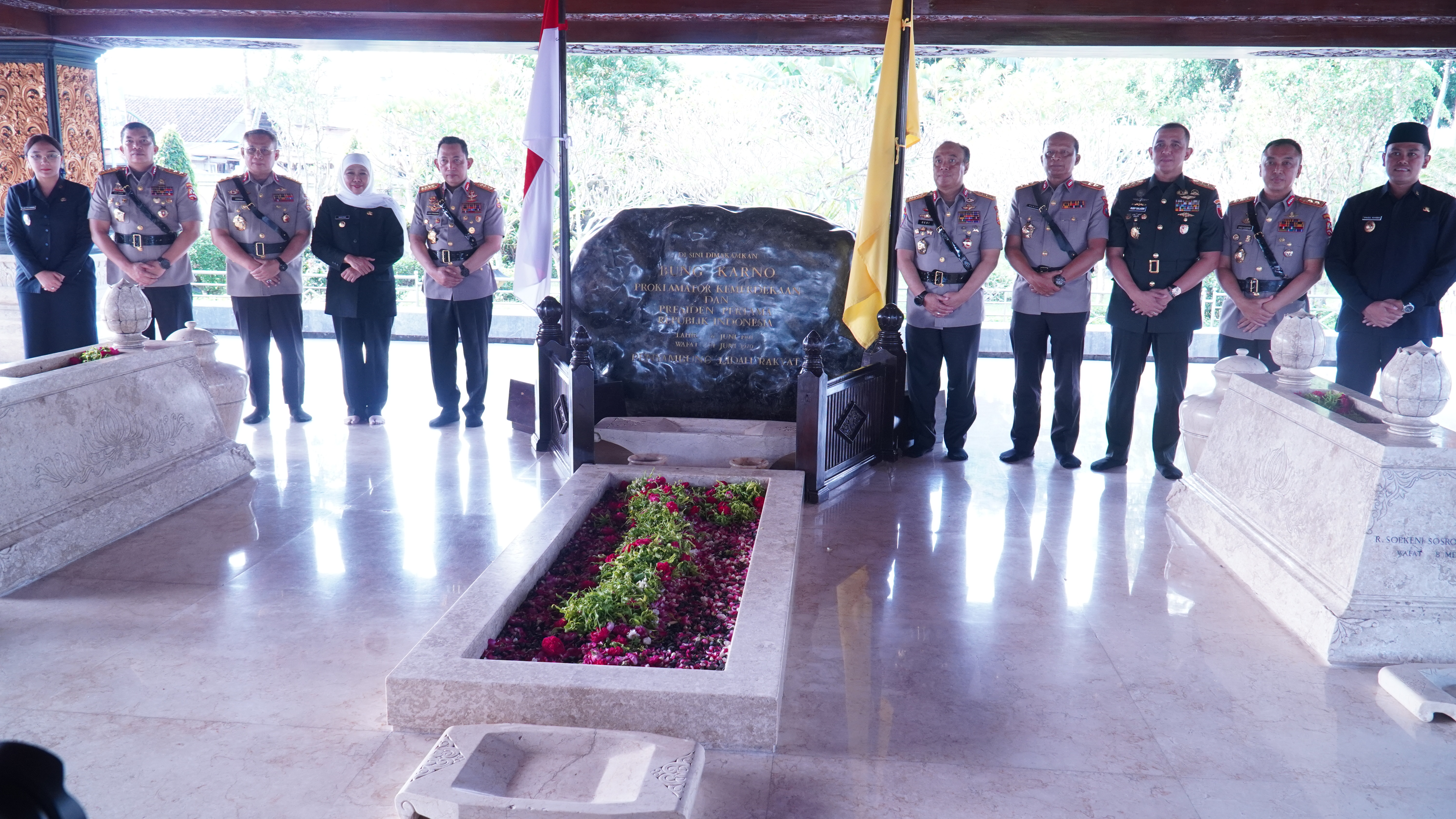 25 Juni 2025 - Kunjungan Ziarah KAPOLRI di Makam Bung Karno