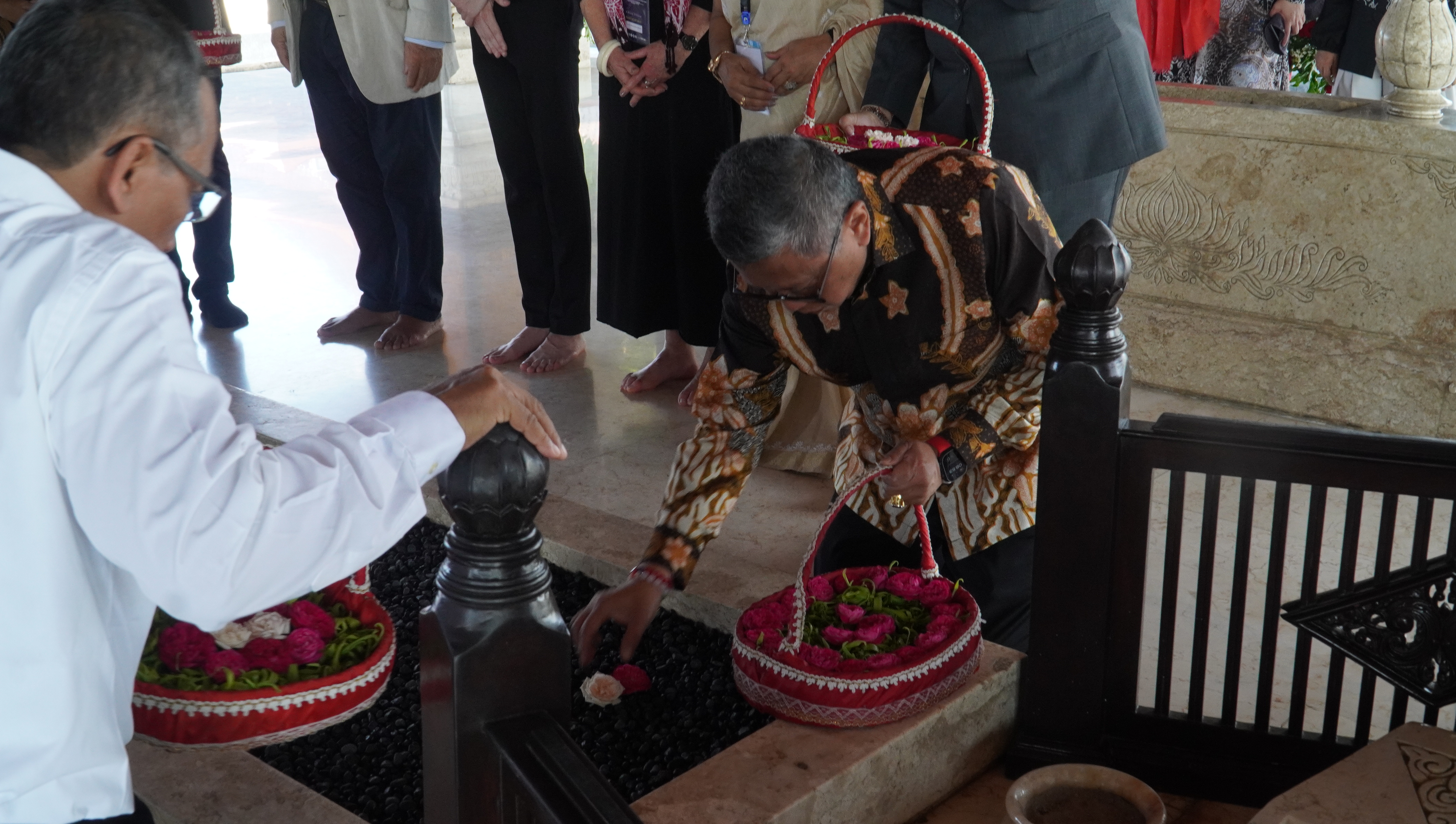 November 2025-Kunjungan  Ziarah DELEGASI KAA di Makam Bung Karno