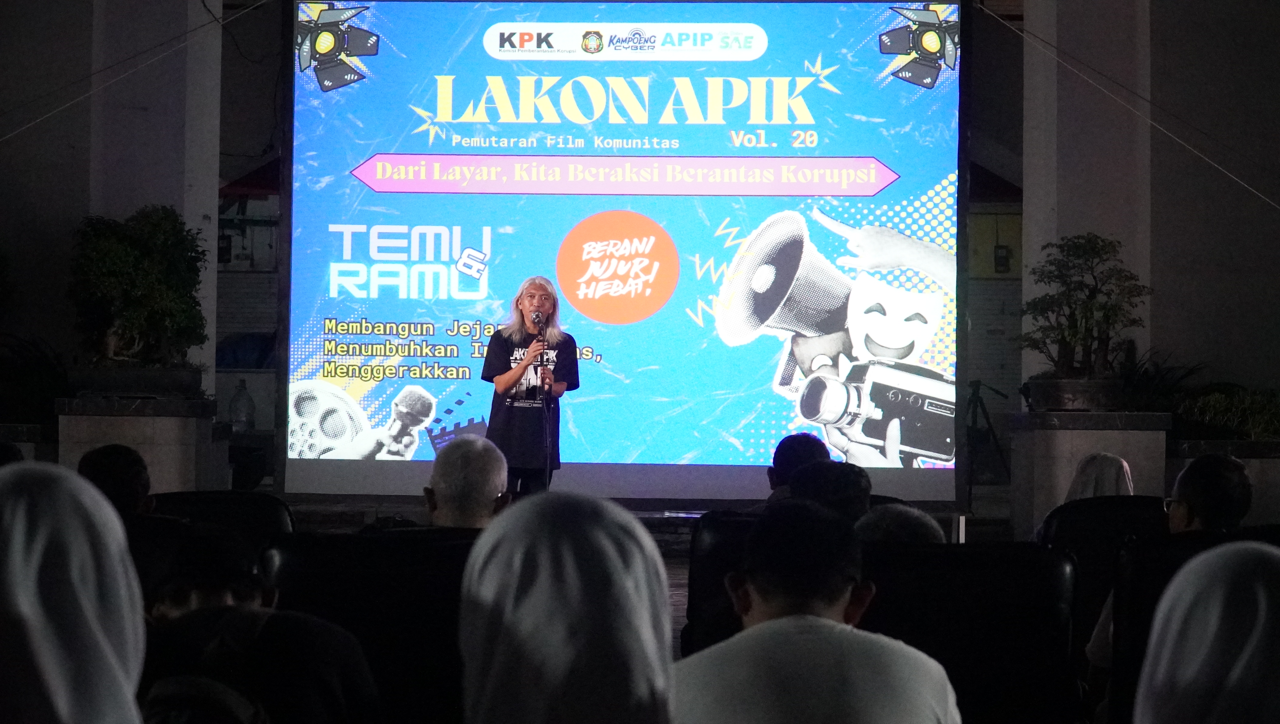 19 Oktober 2025- Pemutaran Film LAKON APIK di Pasar Legi Kota Blitar