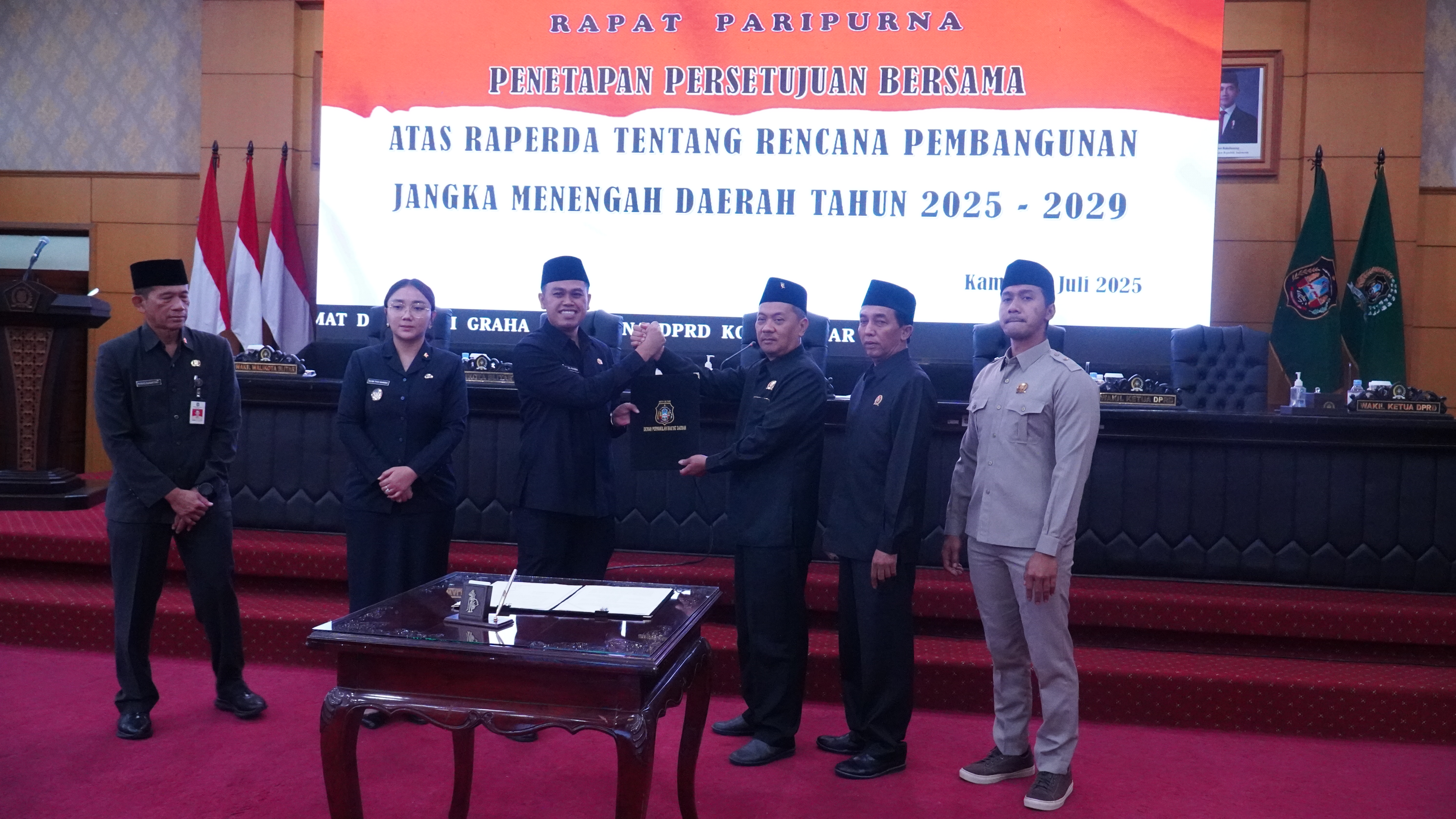17 Juli 2025-Rapat Paripurna DPRD