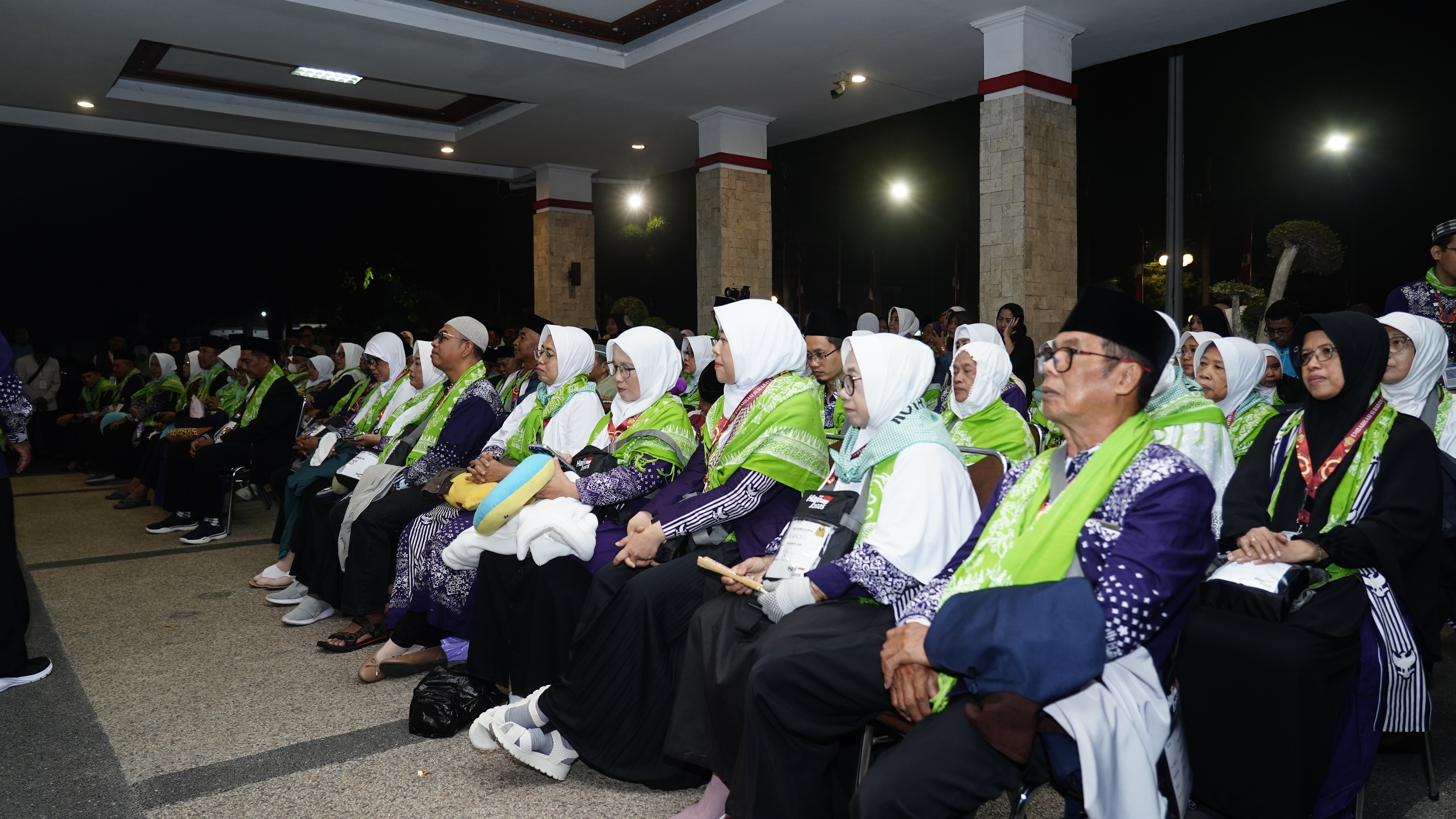 14 Mei 2025 - Pemberangkatan Calon Jamaah Haji Kota Blitar Tahun 2025