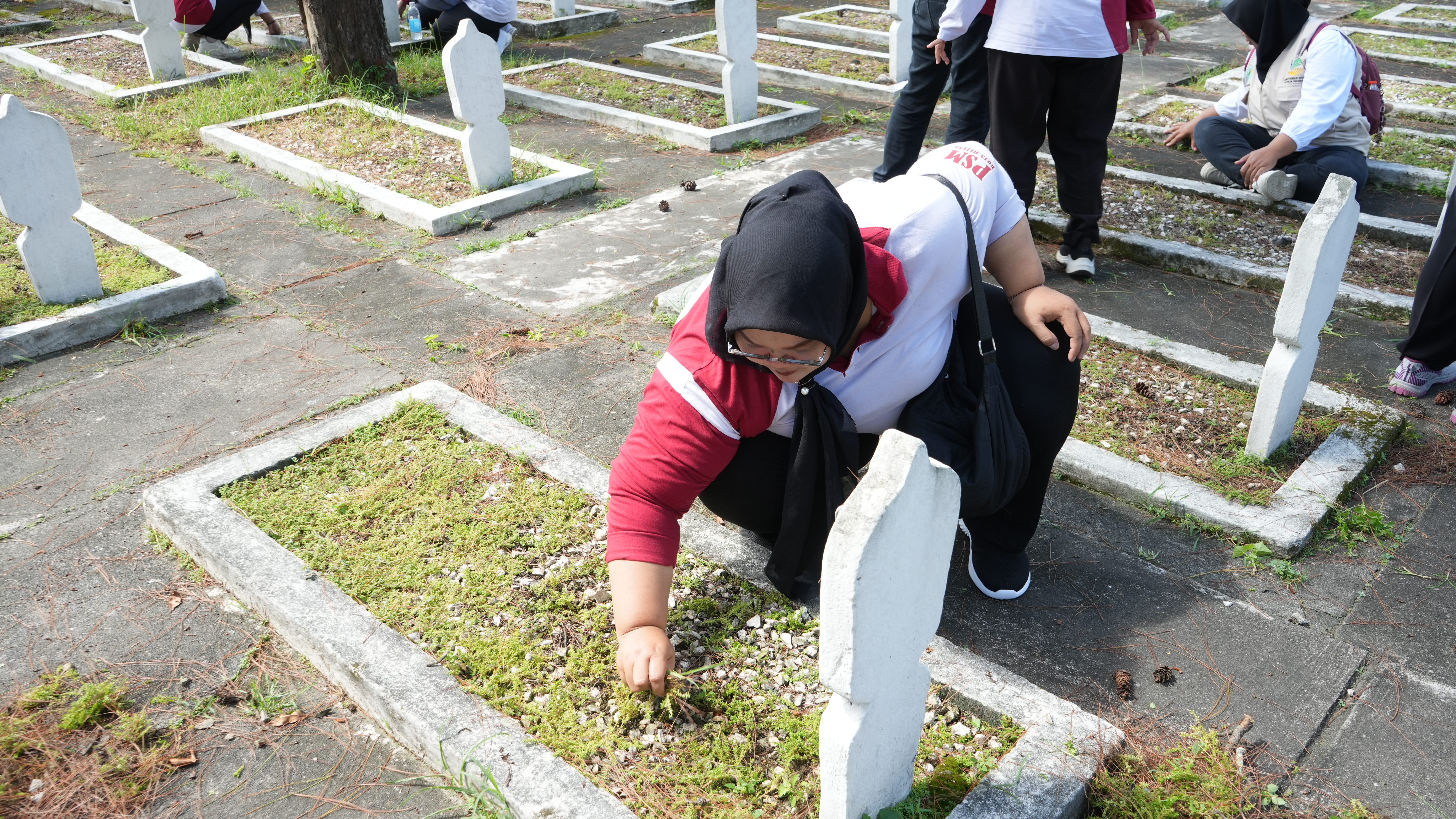 22 Desember 2025- Kerja Bakti Sosial dan Tabur Bunga