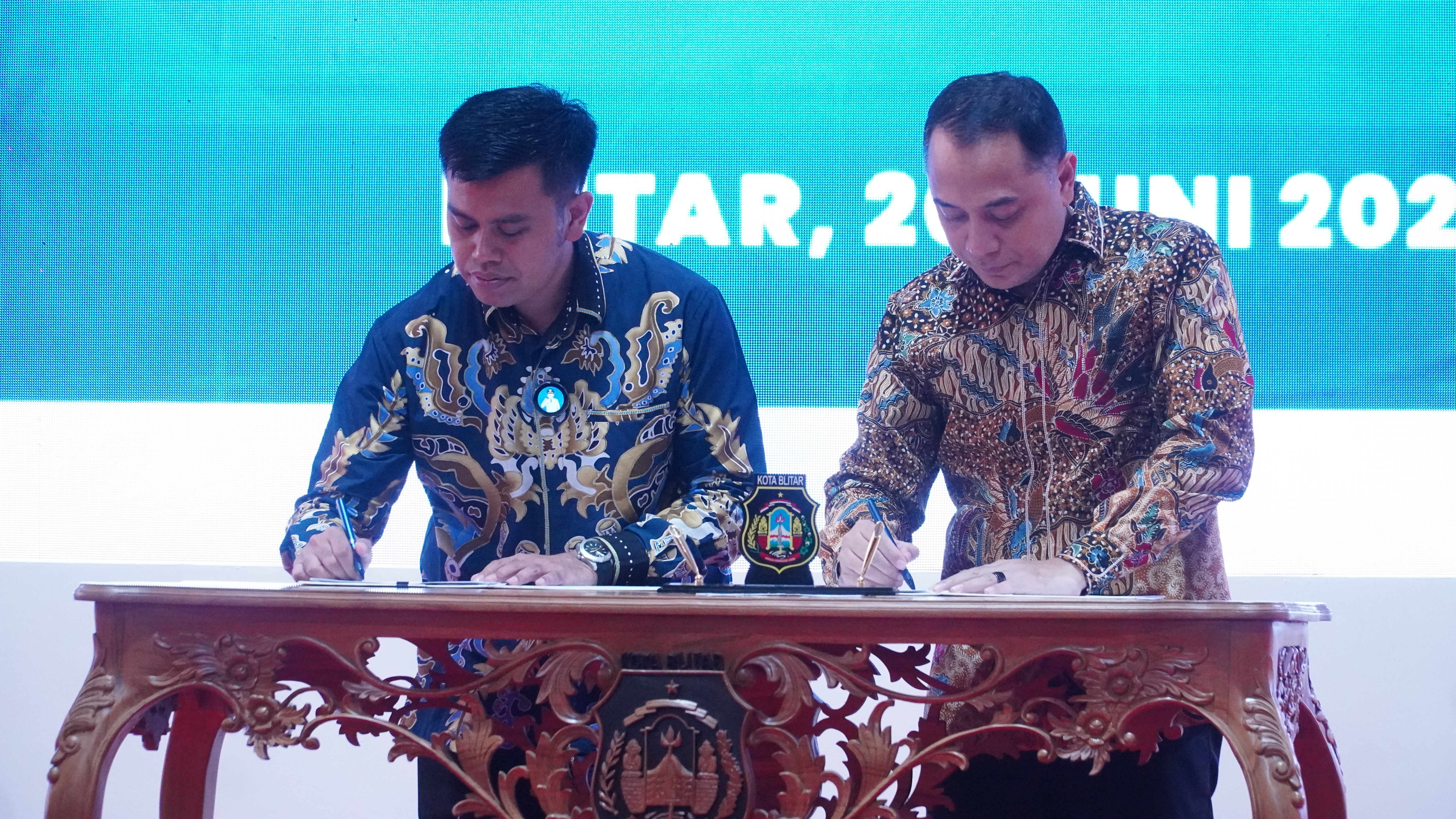 20 Juni 2025 - Penandatanganan MOU Antar Daerah di Bazar Blitar Djadoel