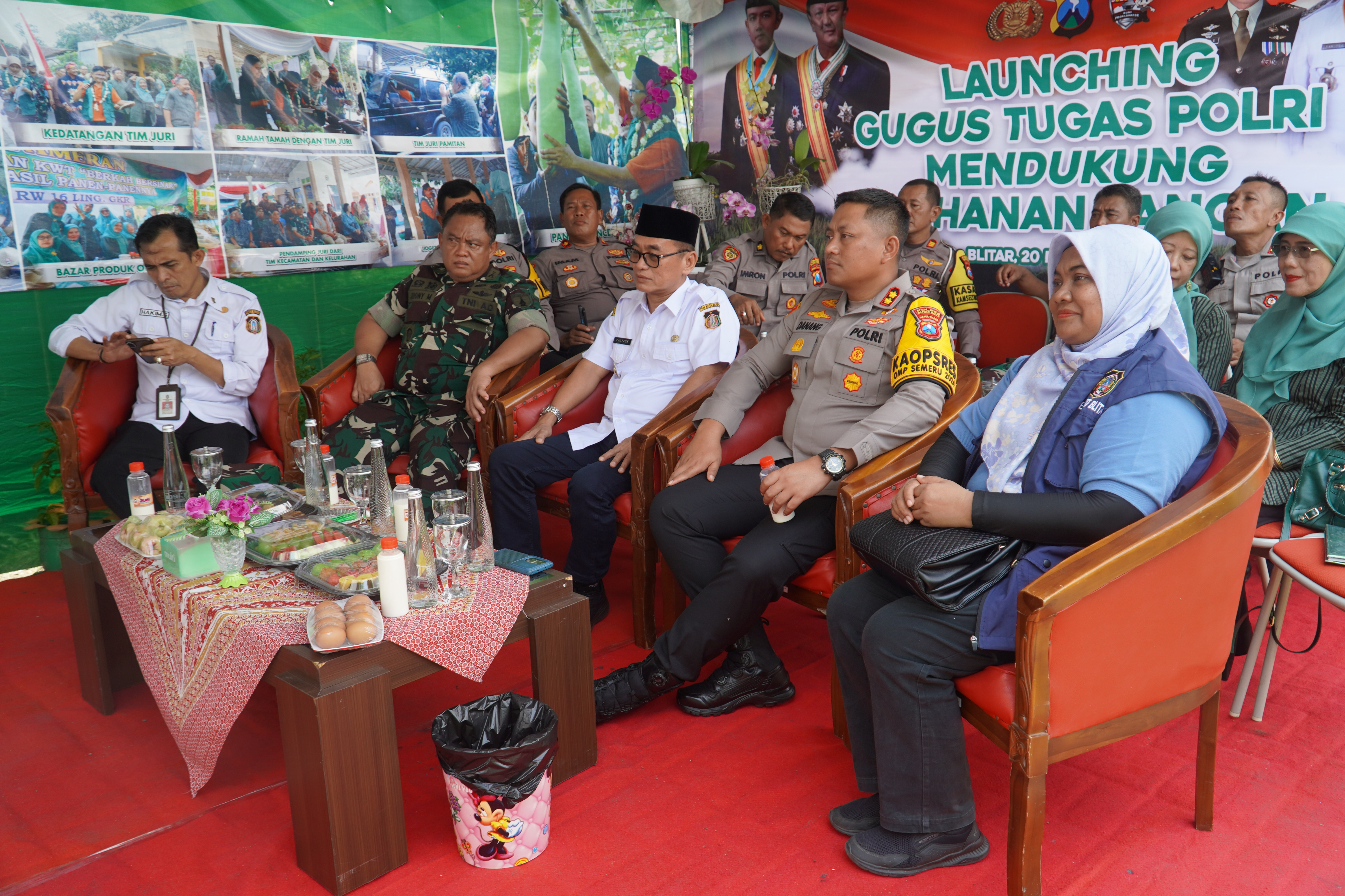 20 November 2024 - Launching Gugus Tugas Polri mendukung Ketahanan Pangan di Balai RW 16 GKR Sananwetan