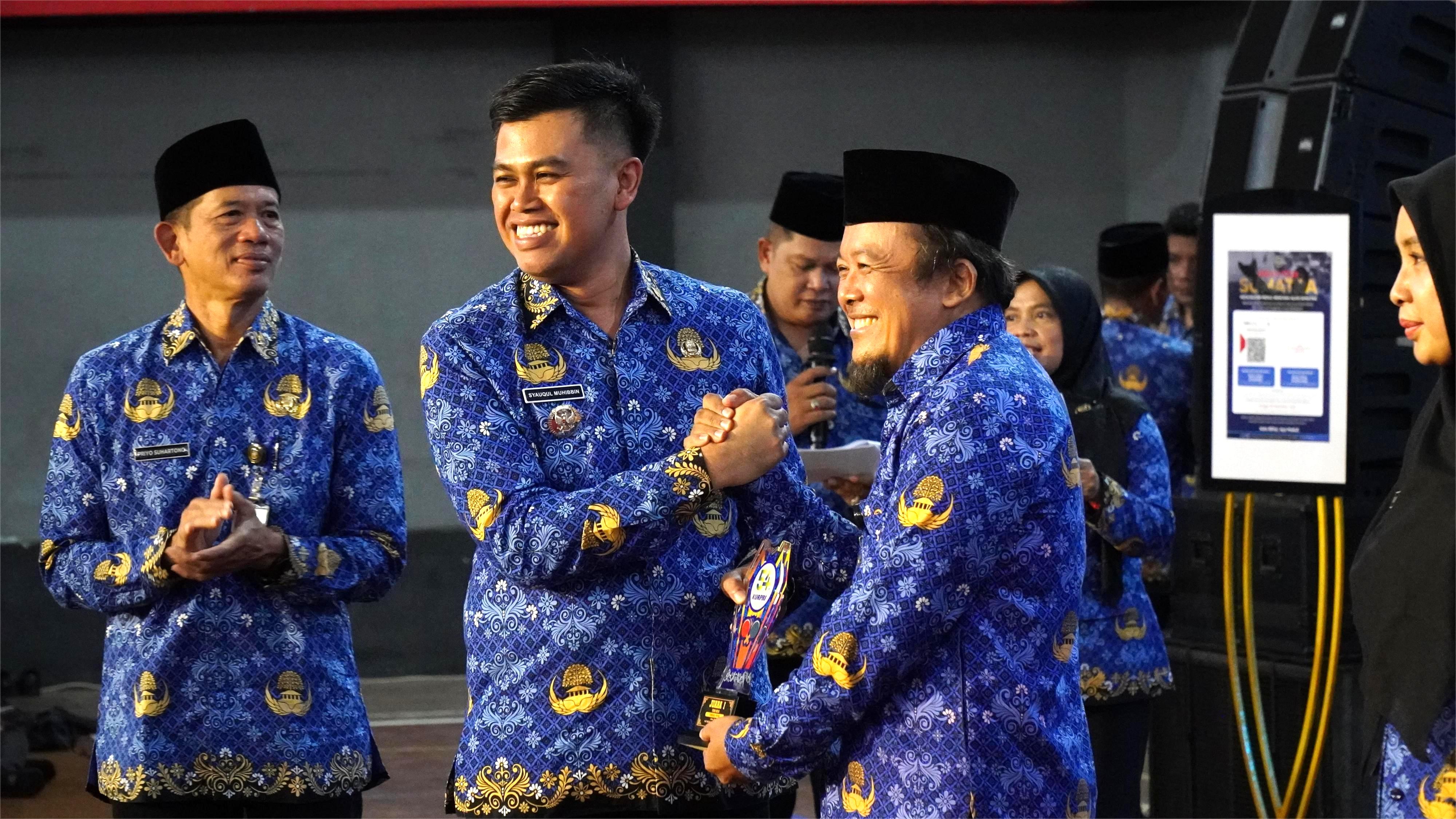 17 Desember 2025 -Tasyakuran HUT Ke-54 KORPRI Kota Blitar di GOR Sukarno-Hatta