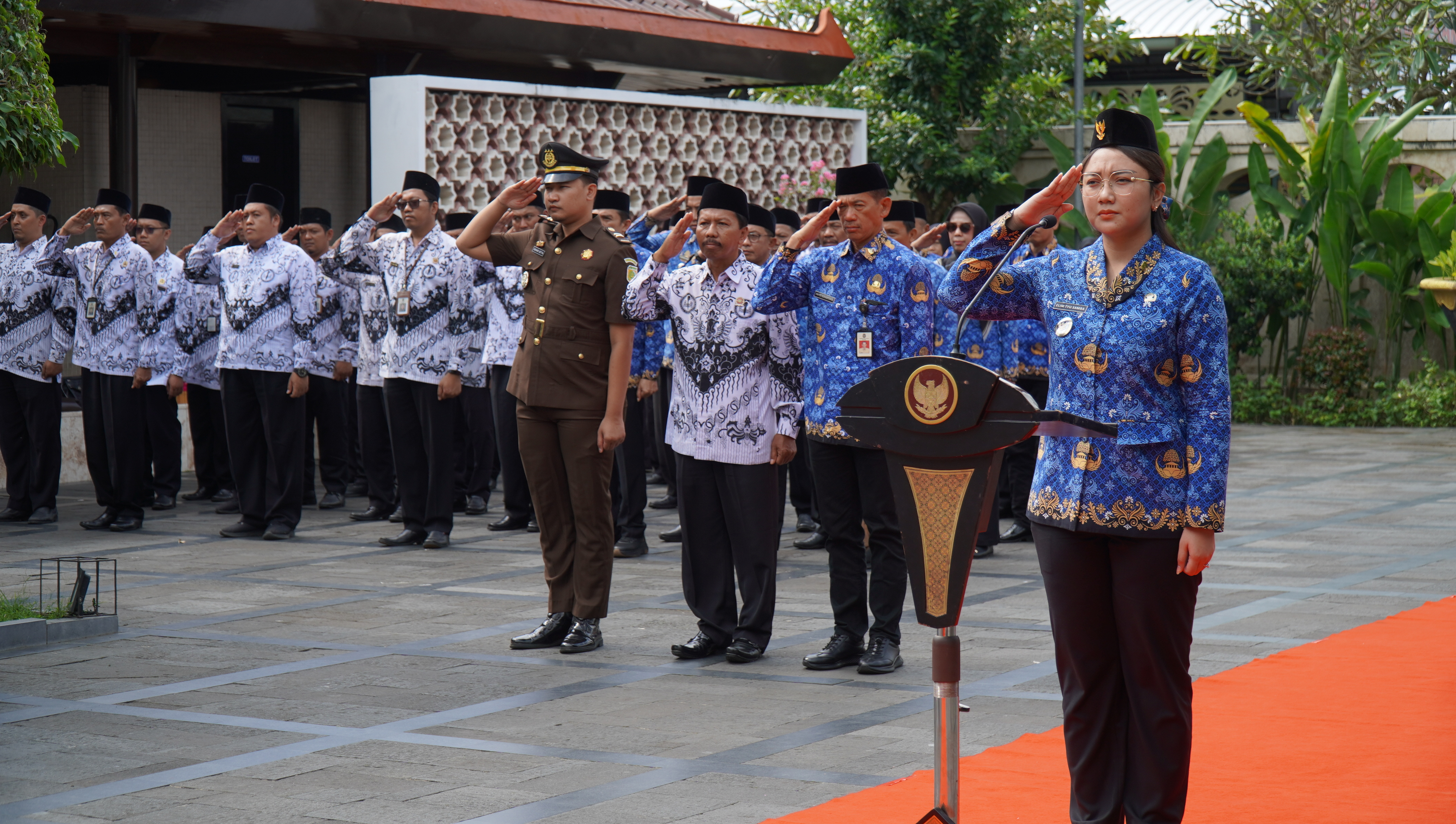 1 Desember 2025 - Upacara Peringatan HUT K-54 KORPRI &amp;amp;amp; HUT K-80 PGRI Pemkot Blitar Tahun 2025