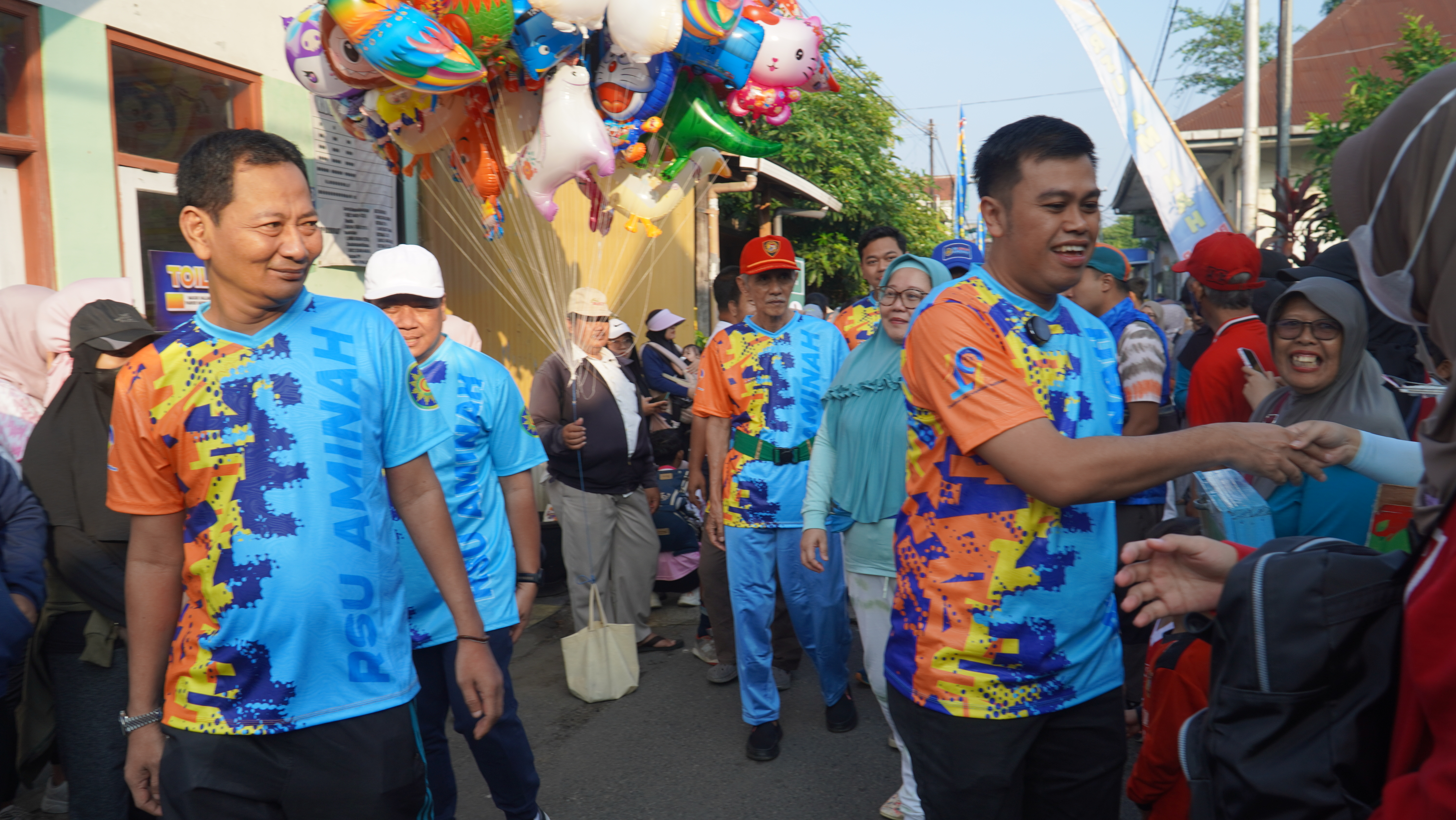 4 Mei 2025 - Jalan Sehat dalam rangka HUT RSU AMINAH K-19  di Lapangan Volly Warga Rw 07 Jl.Irian Kelurahan Kepanjenkidul