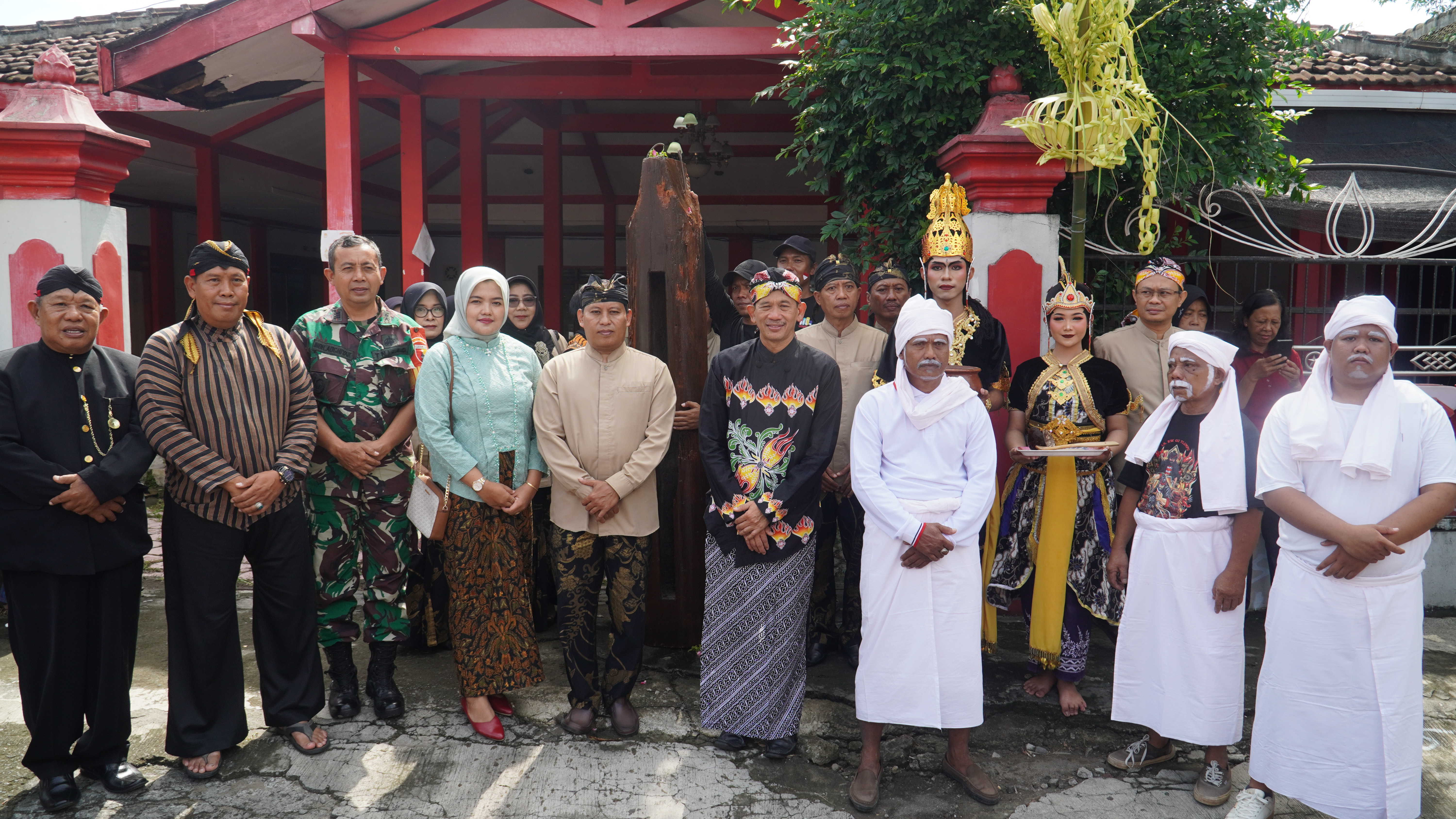 25 Januari 2025 - Boyong Praja KELURAHAN TLUMPU (dari jl.Cemara ke Jl.Klampis)