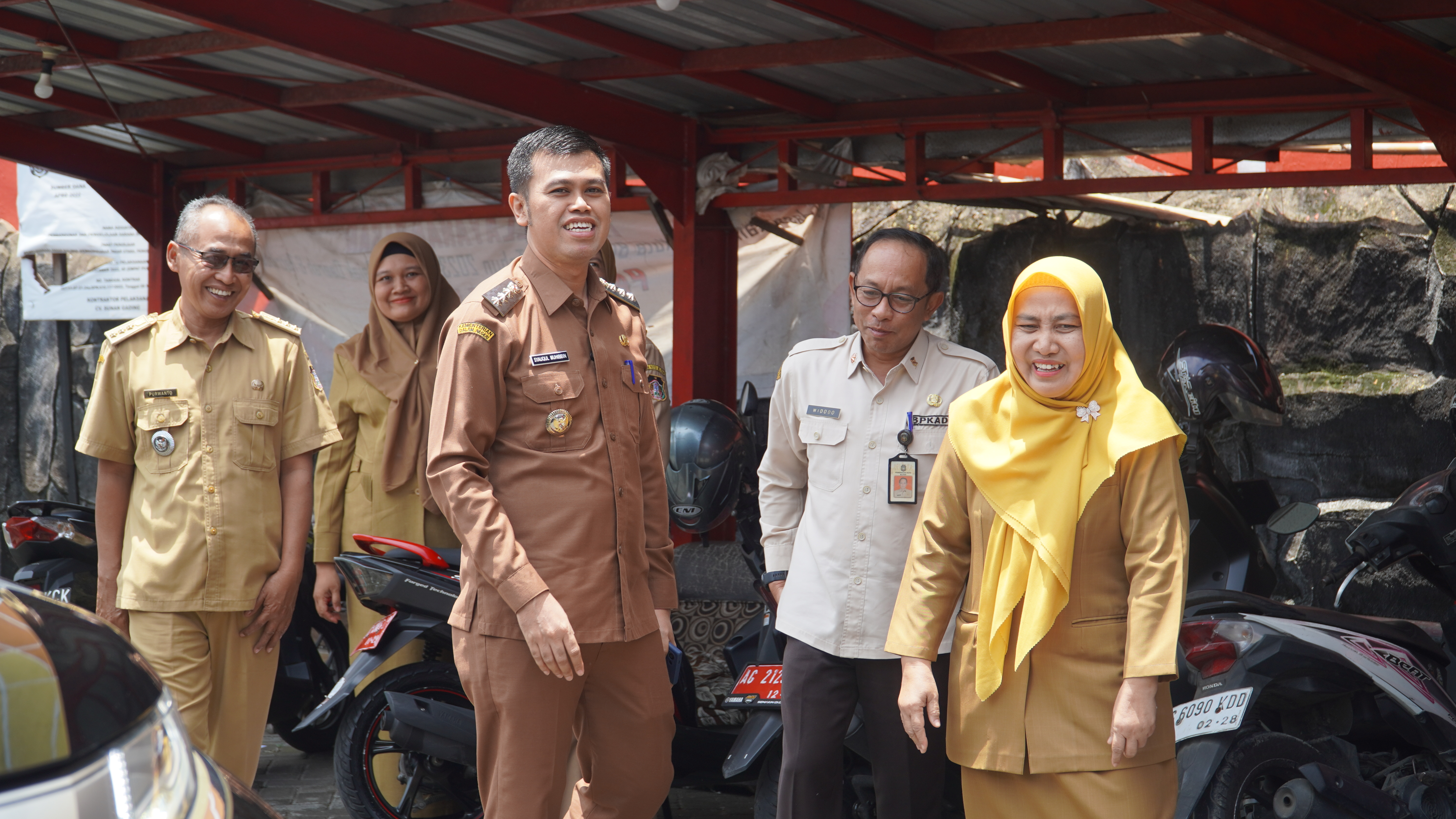 25 Maret 2025 - Pembongkaran TPS di Jl.A.Yani (depan Kantor PUPR)