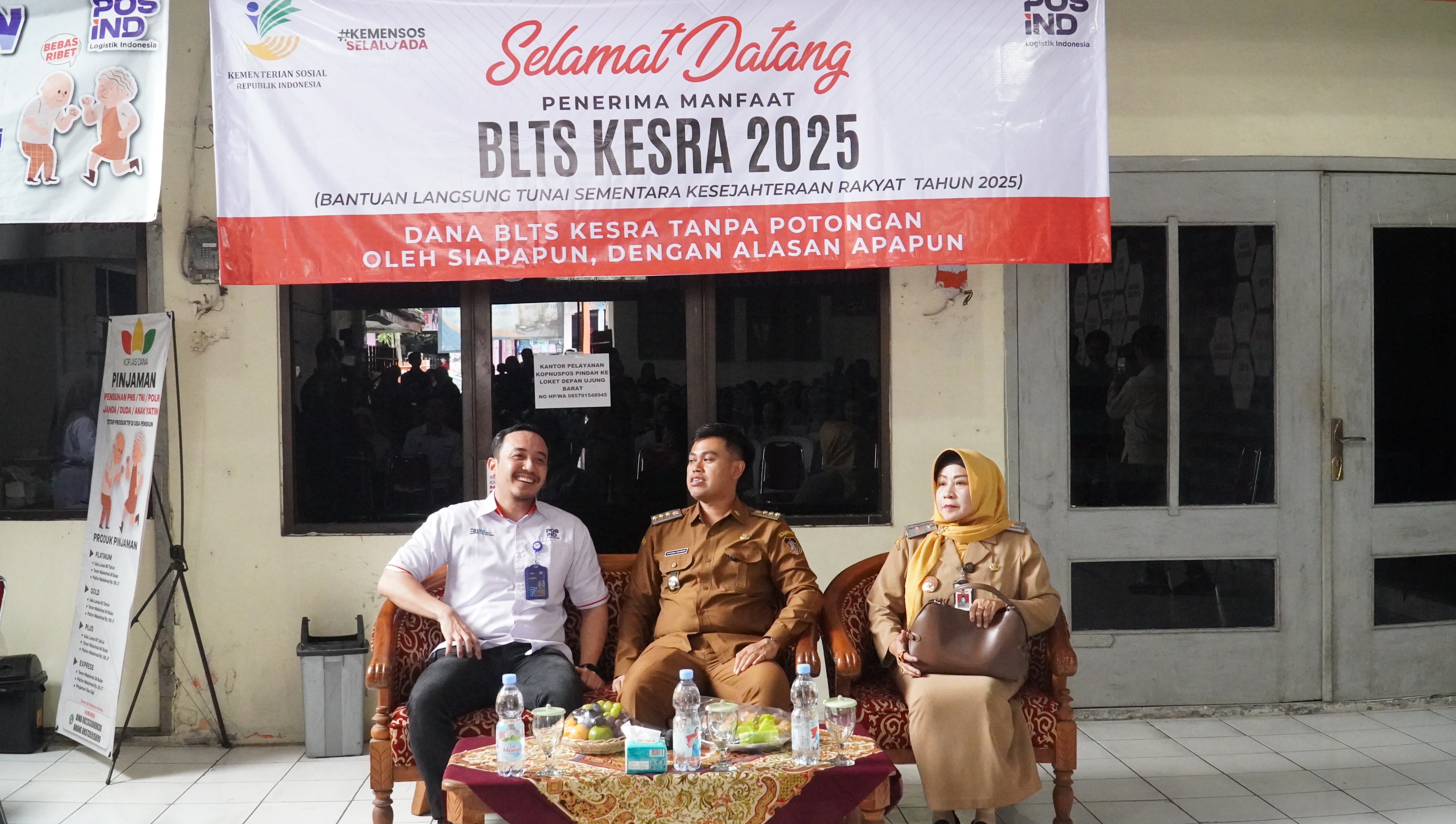 24 November 2025- Penyerahan Bantuan Penerima Manfaat BLTS KESRA 2025 di Kantor POS Blitar