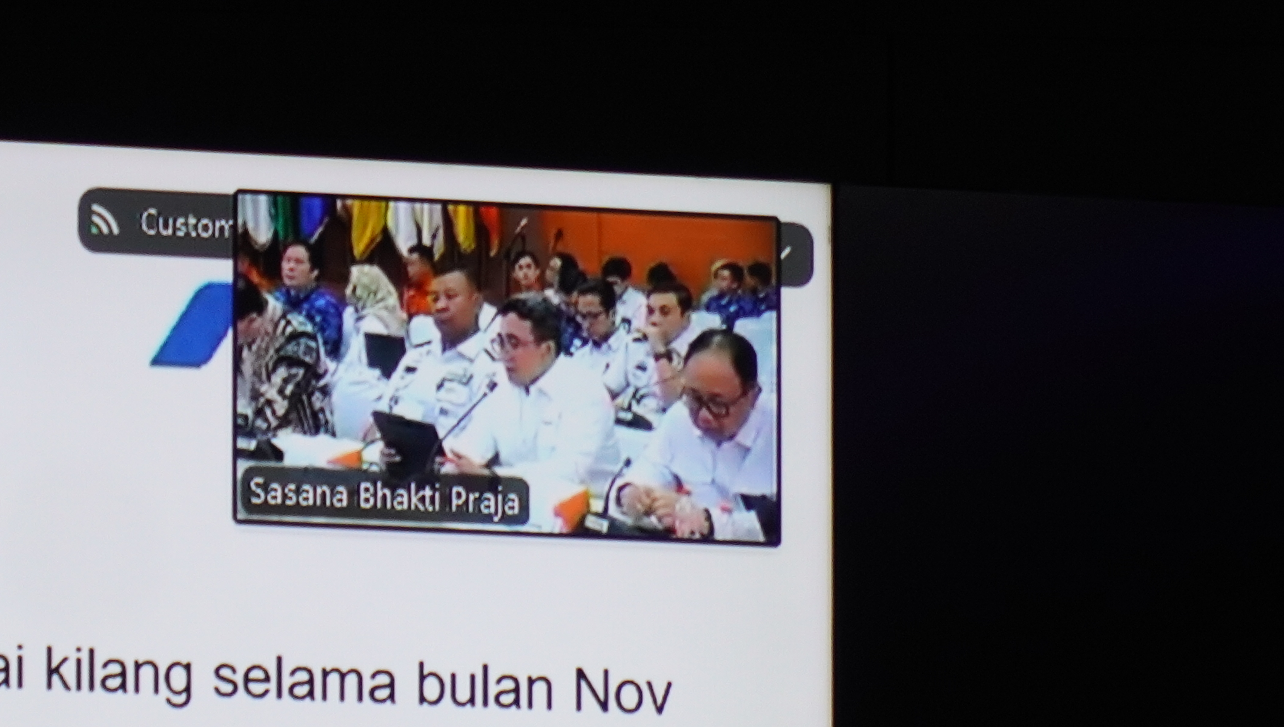 1 Desember 2025 - Zoom Meeting Rakor Antisipasi Momentum NATARU bersama MENDAGRI di Ruang ISC Diskominfotik