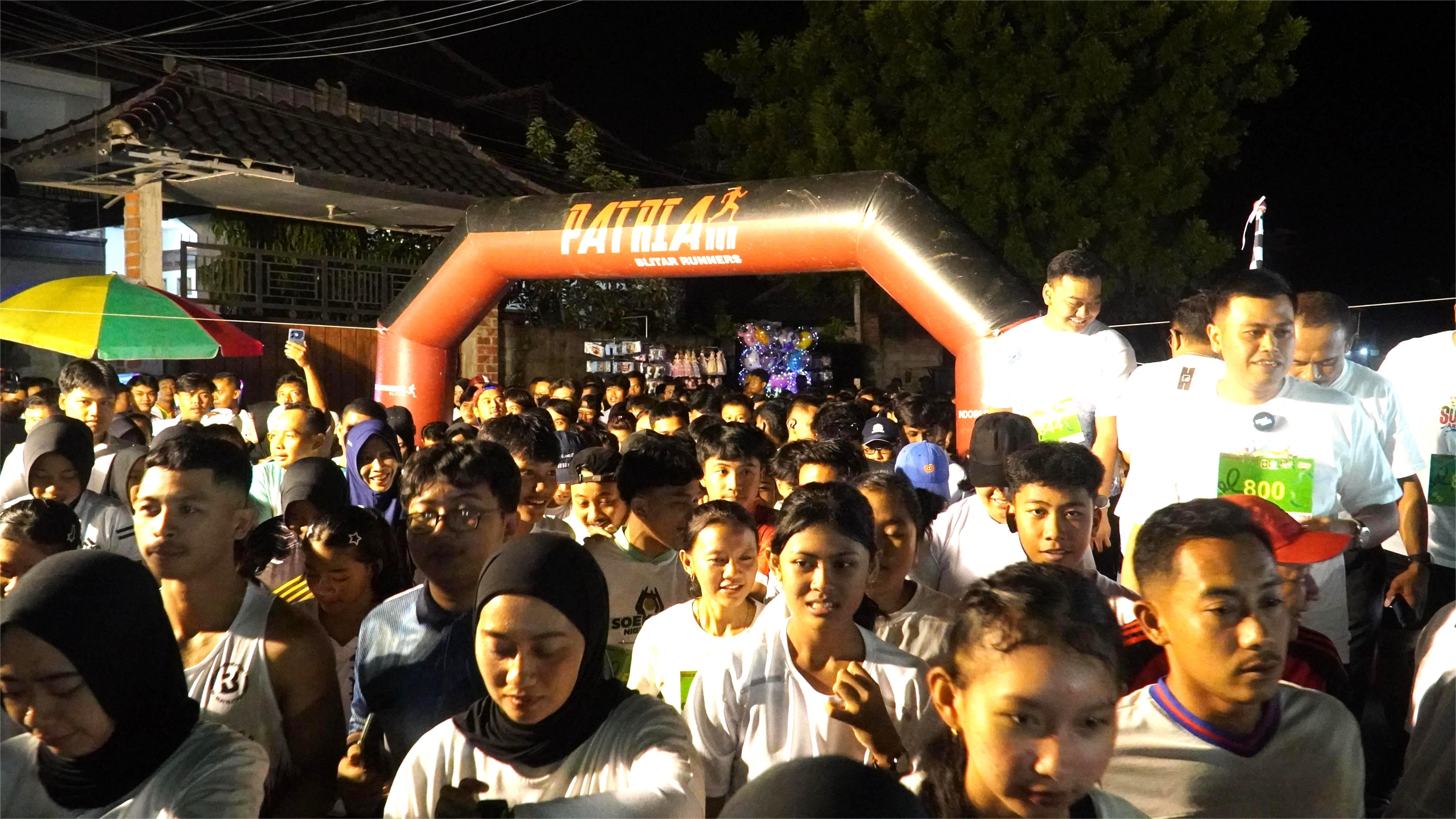 Pemberangkatan SUKOREJO NIGHT RUN di Lapangan Kelurahan Turi