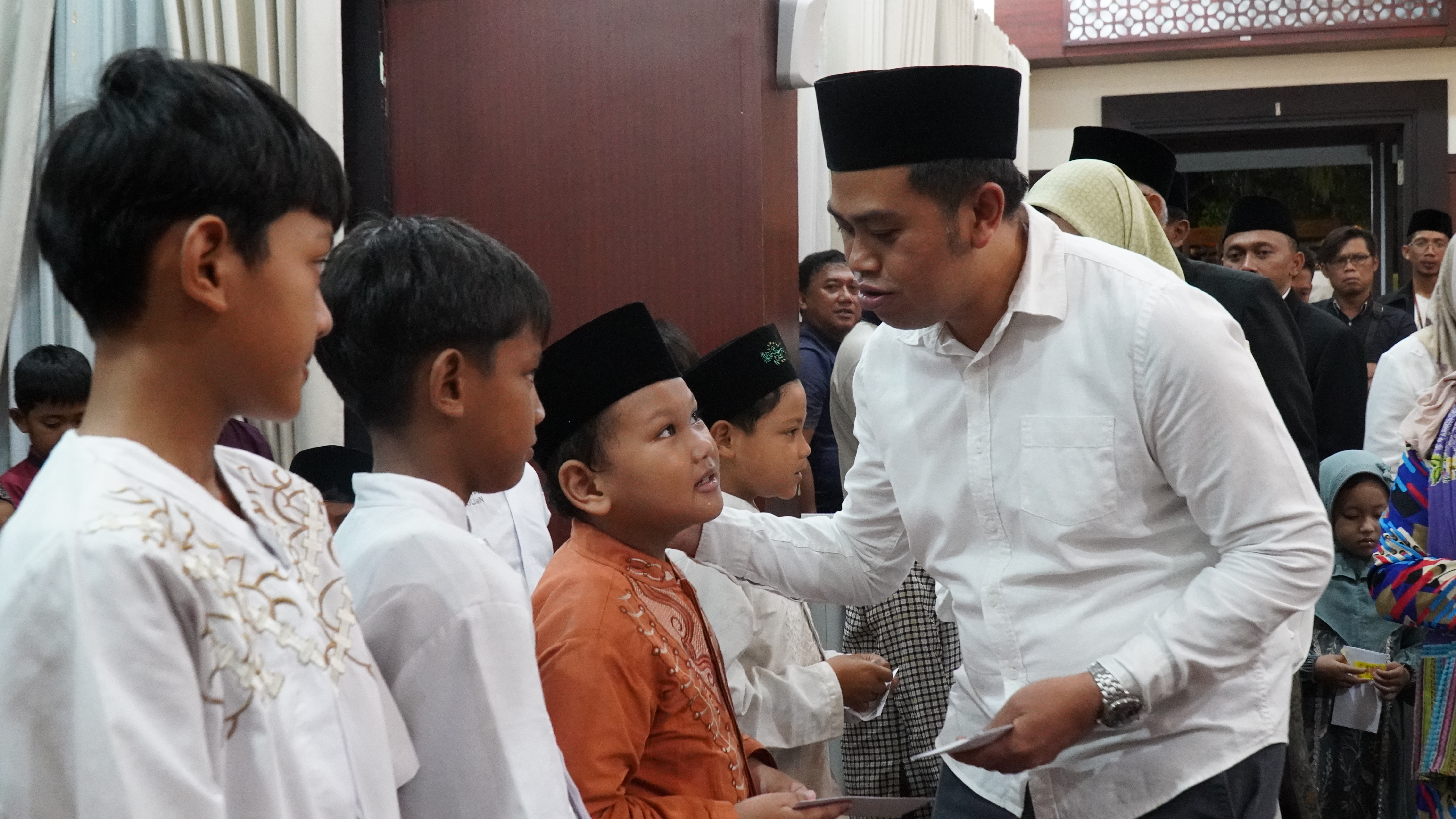 10 Desember 2025- Peduli Anak Yatim bersama Walikota Blitar &amp;amp; BAZNAS Kota Blitar