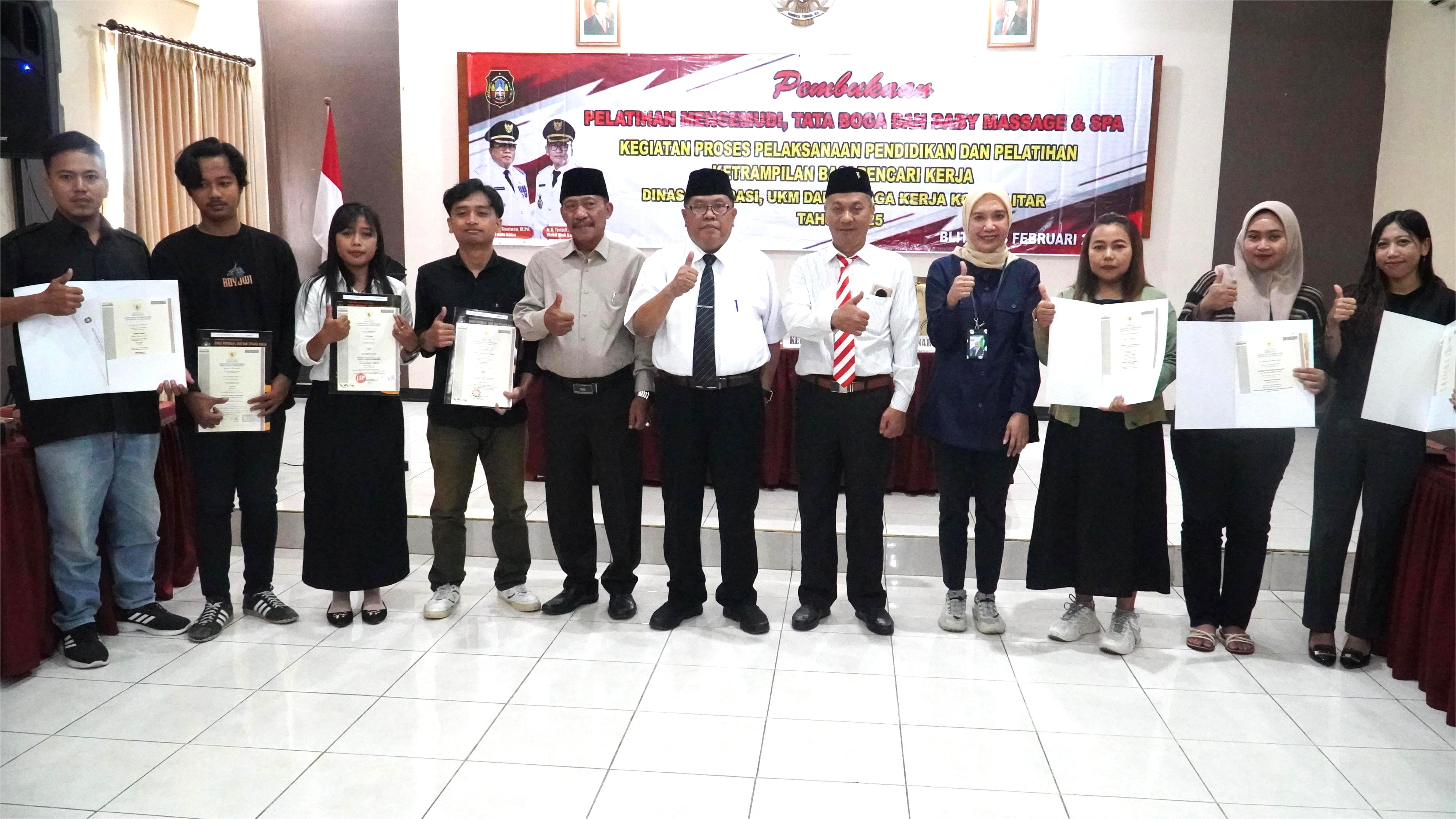18 Februari 2025 - Pembukaan Pelatihan Menegemudi, Baby Massage, Tata Boga DINKOP dan TENAGA kERJA di Aula PKPRI