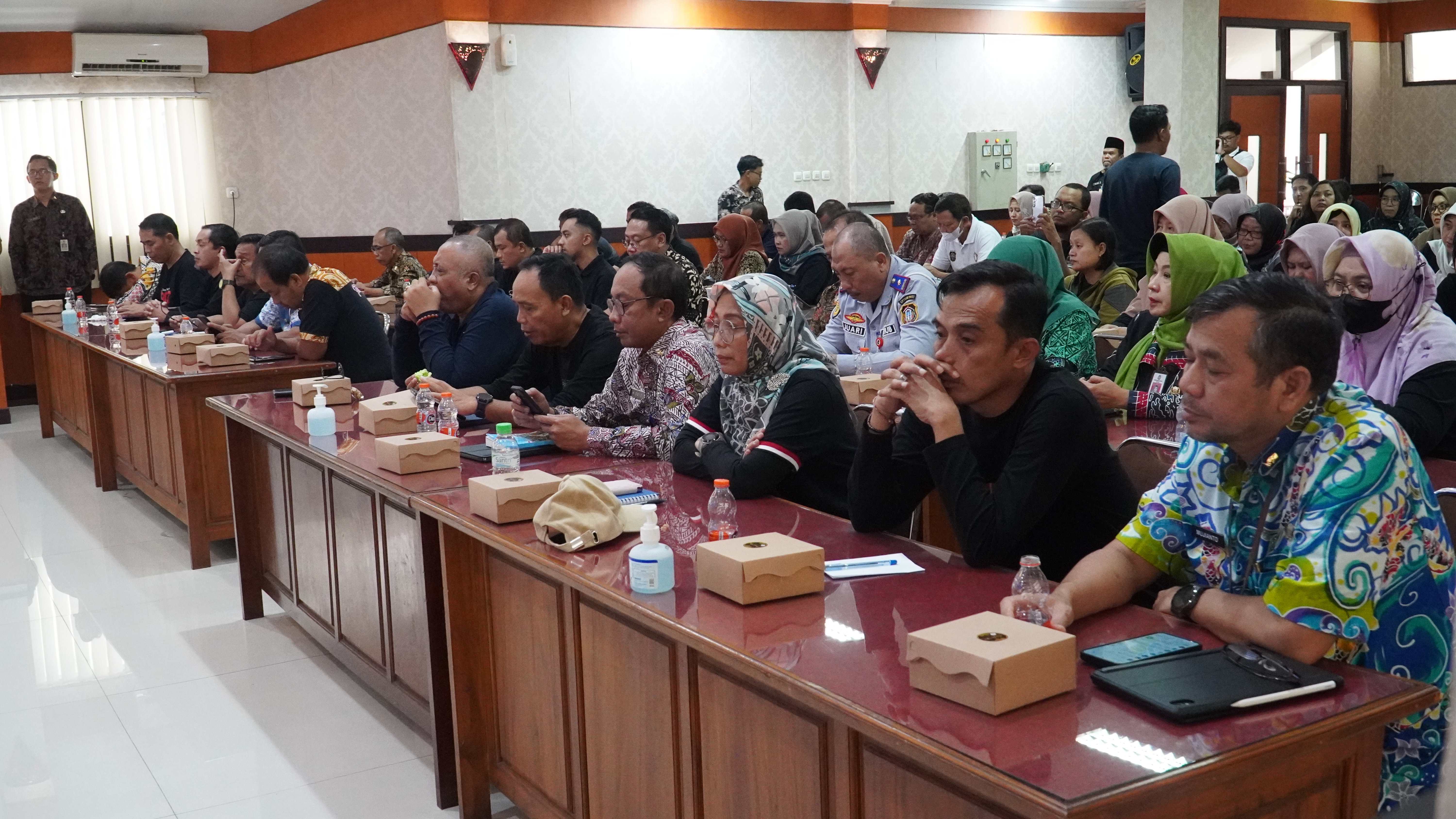 24 Januari 2025 - PENYAMPAIAN HASIL EVALUASI PELAKSANAAN TUGAS PERANGKAT DAERAH Th 2024,RENCANA PENYUSUNAN RPJMD 2025-2029, dan RKPD KOTA BLITAR 2026