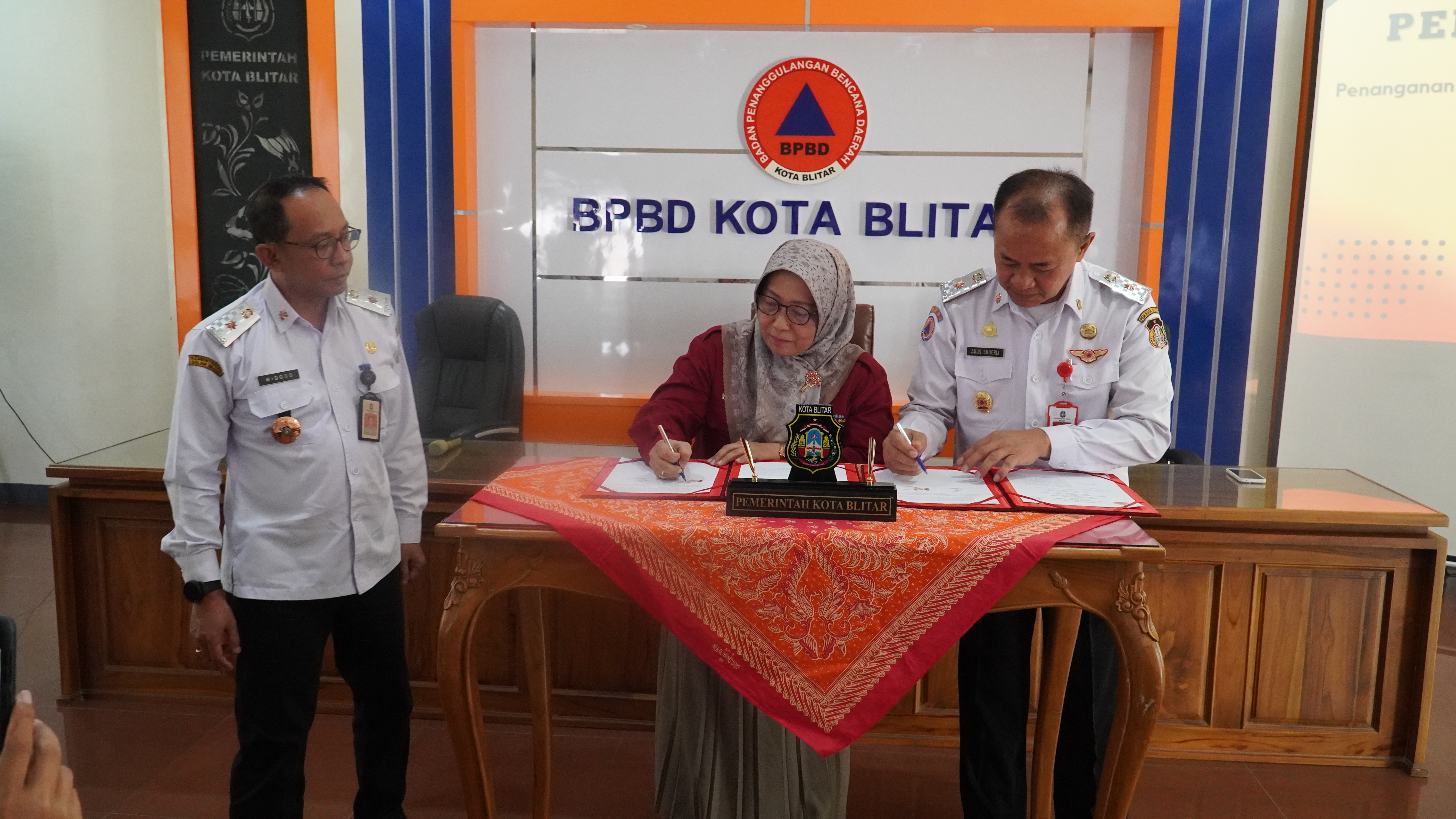 4 Juni 2025 - Penandatanganan PKS Penanganan Trauma Psikologis Pasca Bencana di Aula Kantor BPBD