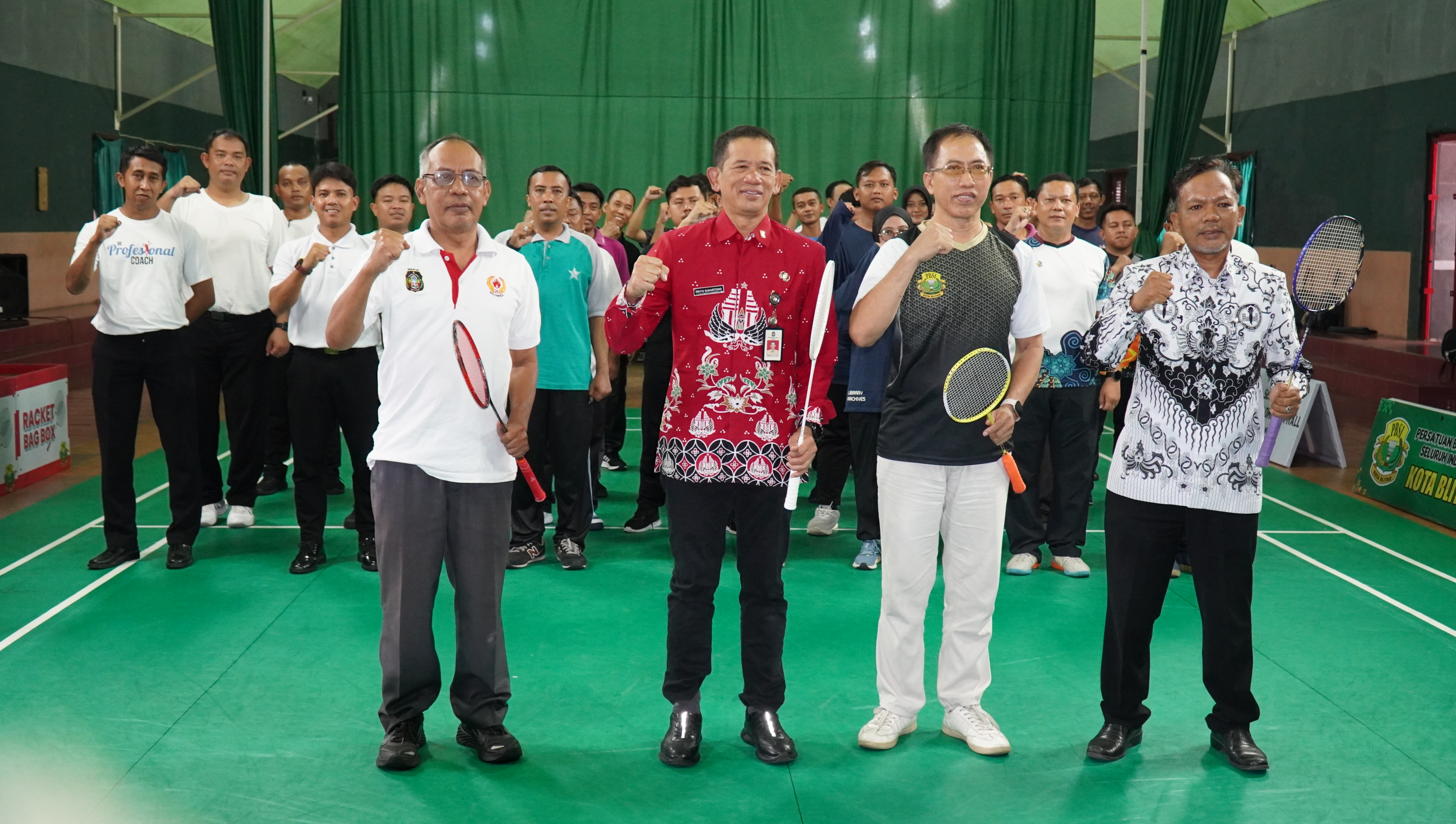 4 Desember 2025 -  Pembukaan Turnamen Bulu Tangkis KORPRI di GOR MINARNI Kebonrojo