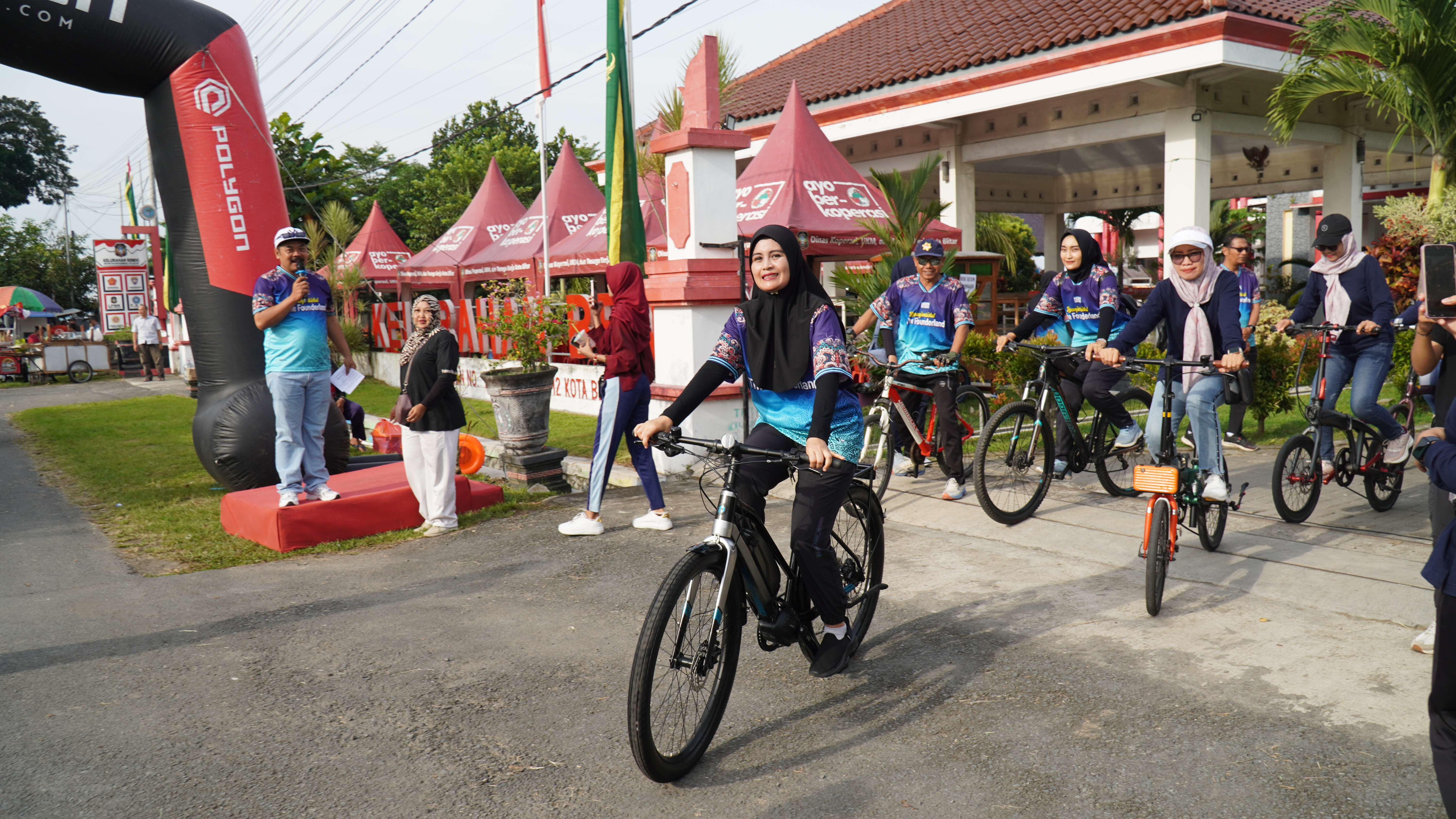 13 Desember 2025- BU SRI WES BISA (Seribu Srikandi Gowes Sambil Wisata) Kec.Kepanjenkidul