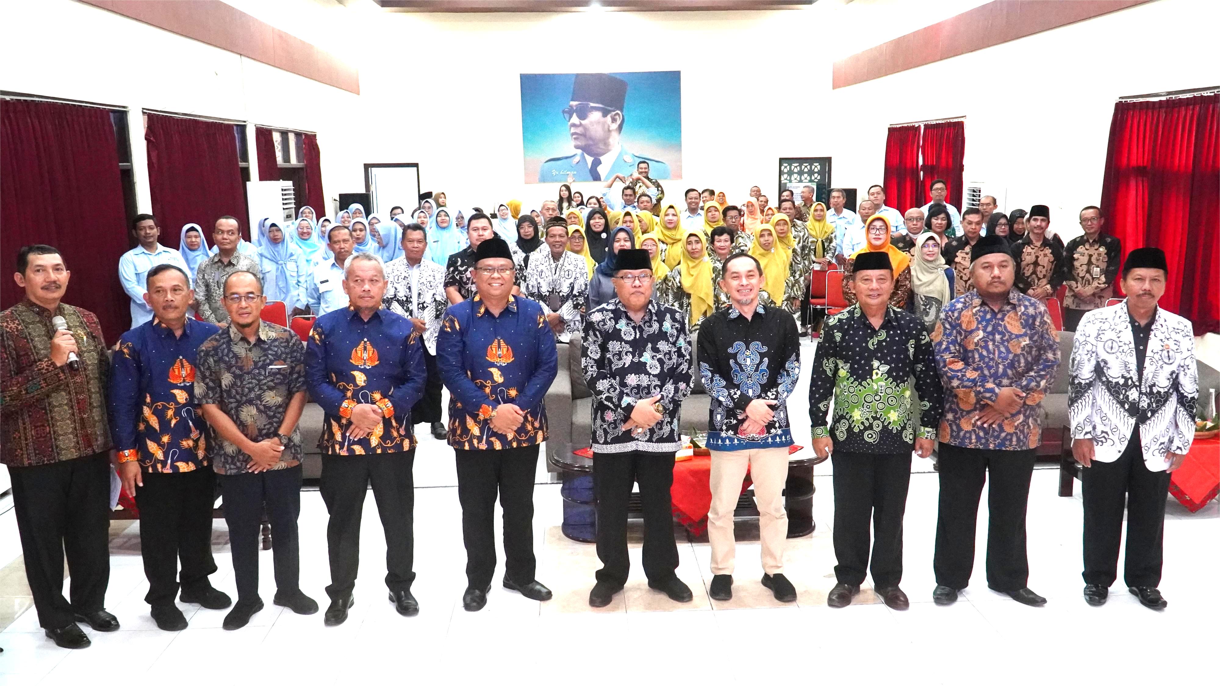 15 Februari 2025 - Penekanan Tugas Pelayanan Pendidikan di Aula Dinas Pendidikan