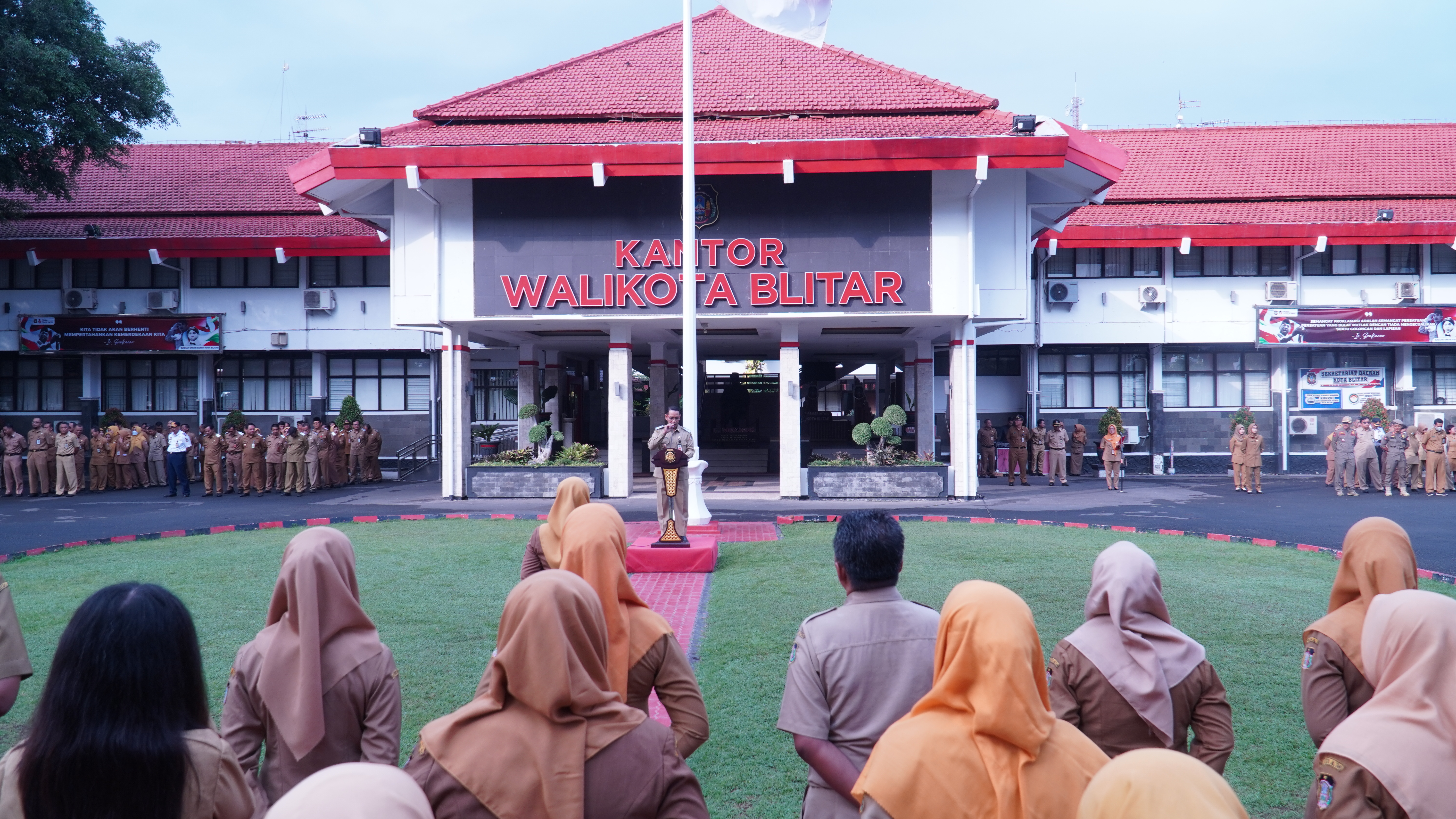 30 Juni 2025 - Apel Gabungan ASN PEMKOT BLITAR (P3AP2KB)