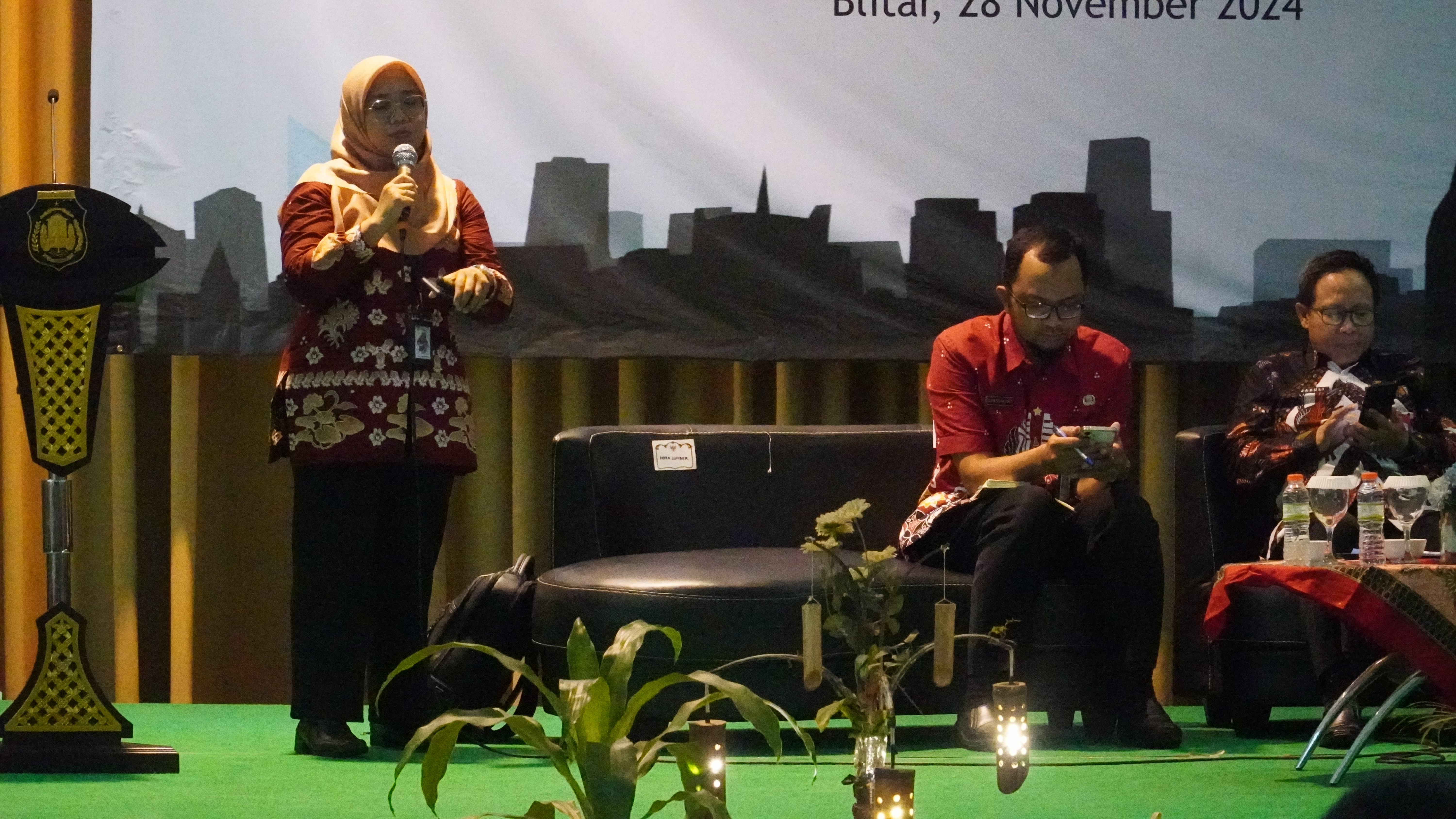 28 November 2024 -  Orientasi Penyusunan Perancangan Awal RPJMD Kota Blitar Tahun 2025 di Hall KAGAWARA Hotel PP