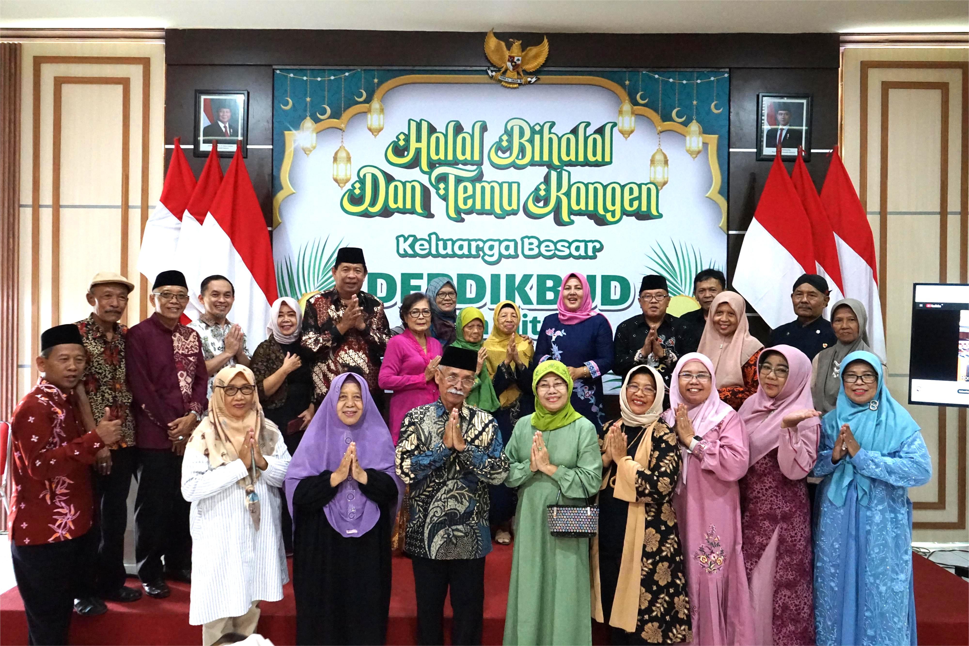 26 April 2025 - Halal Bihalal dan Temu Kangen DEDIKBUD