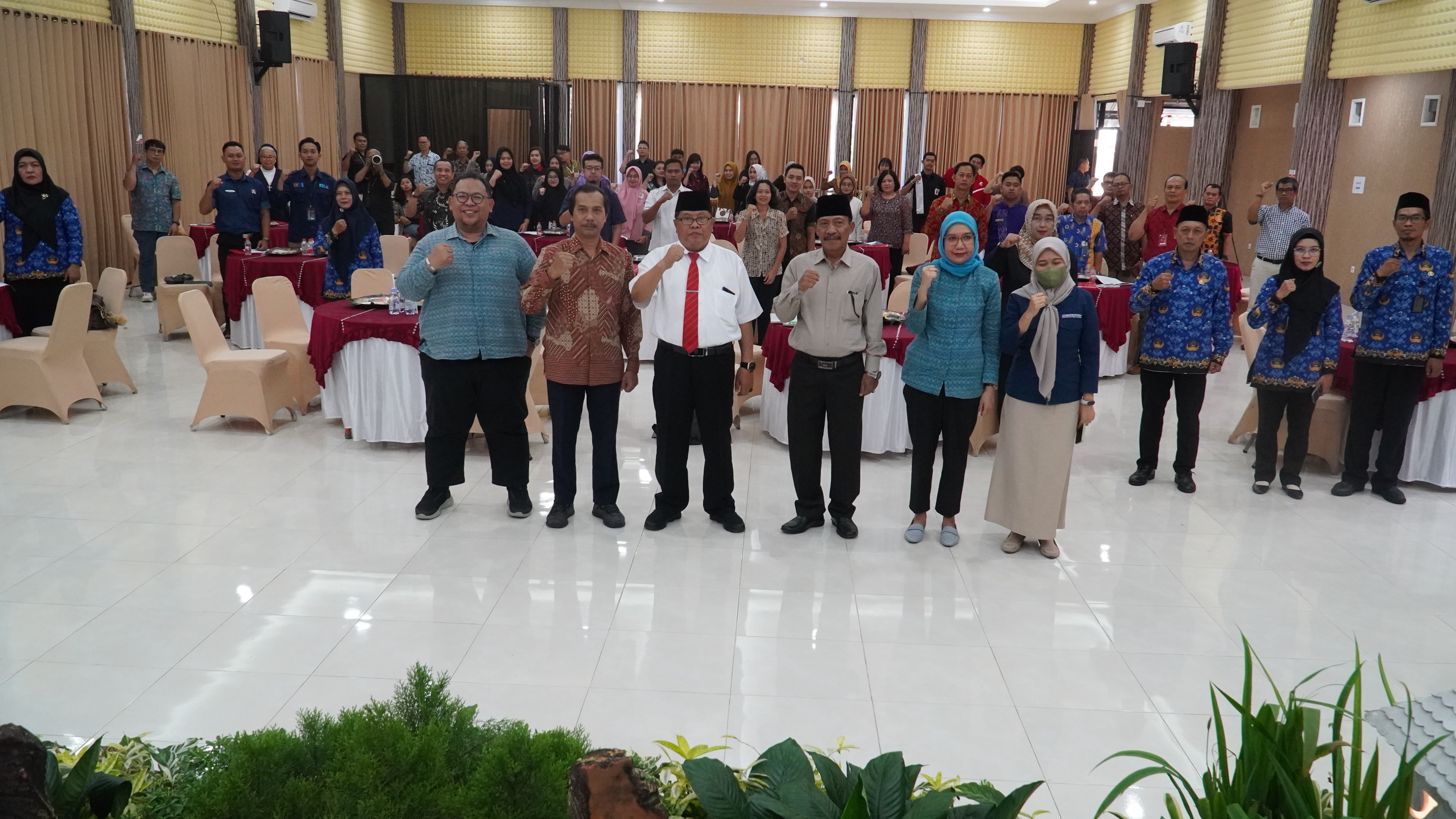 19 Desember 2024 - Pembukaan Sosialisasi Upah Minimum Kab Kota Tahun 2025 di PKPRI