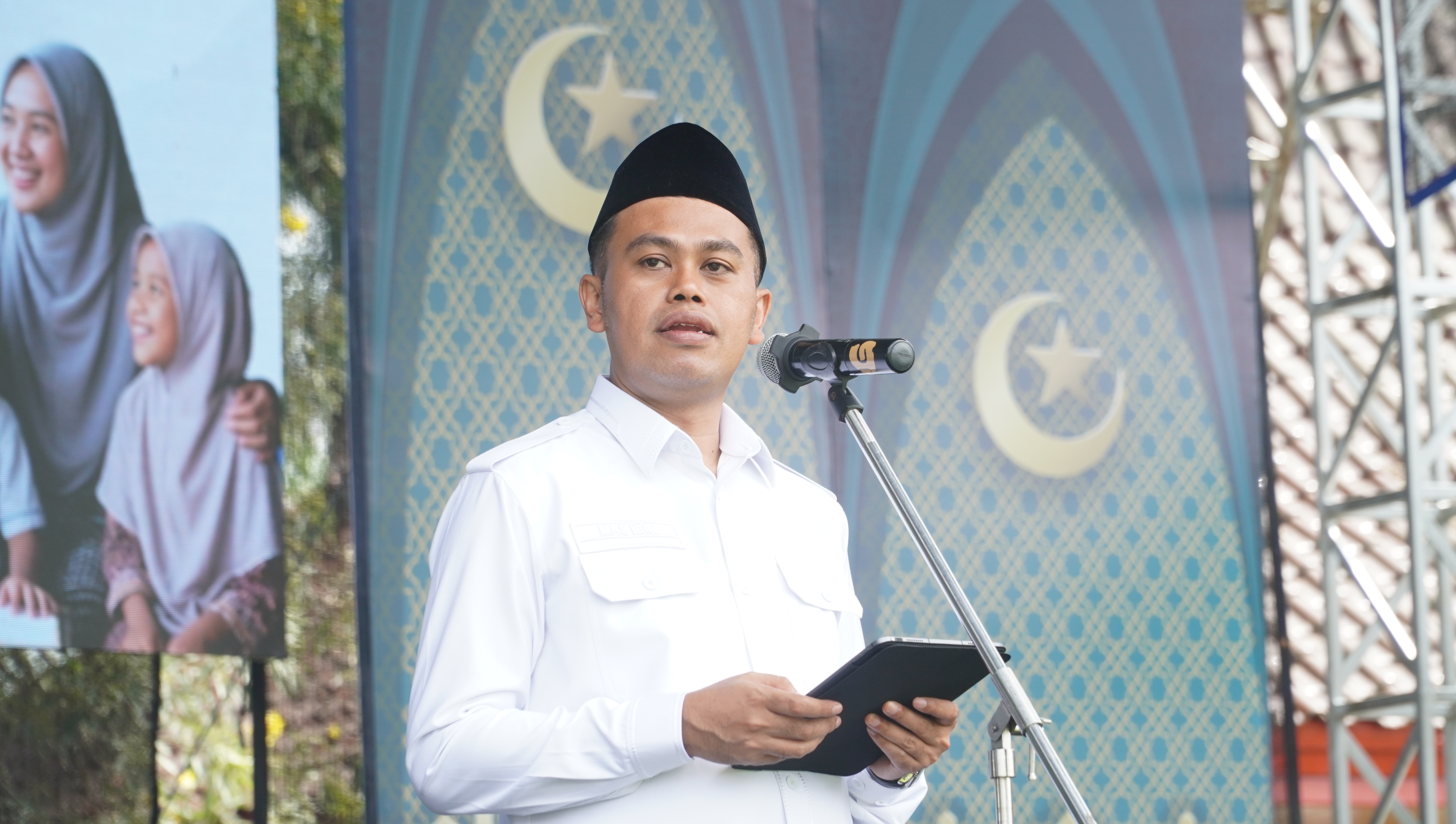 25 Oktober 2025 - Kickoff Realisasi Program Keluarga Unggul di Aloon aloon Kota Blitar