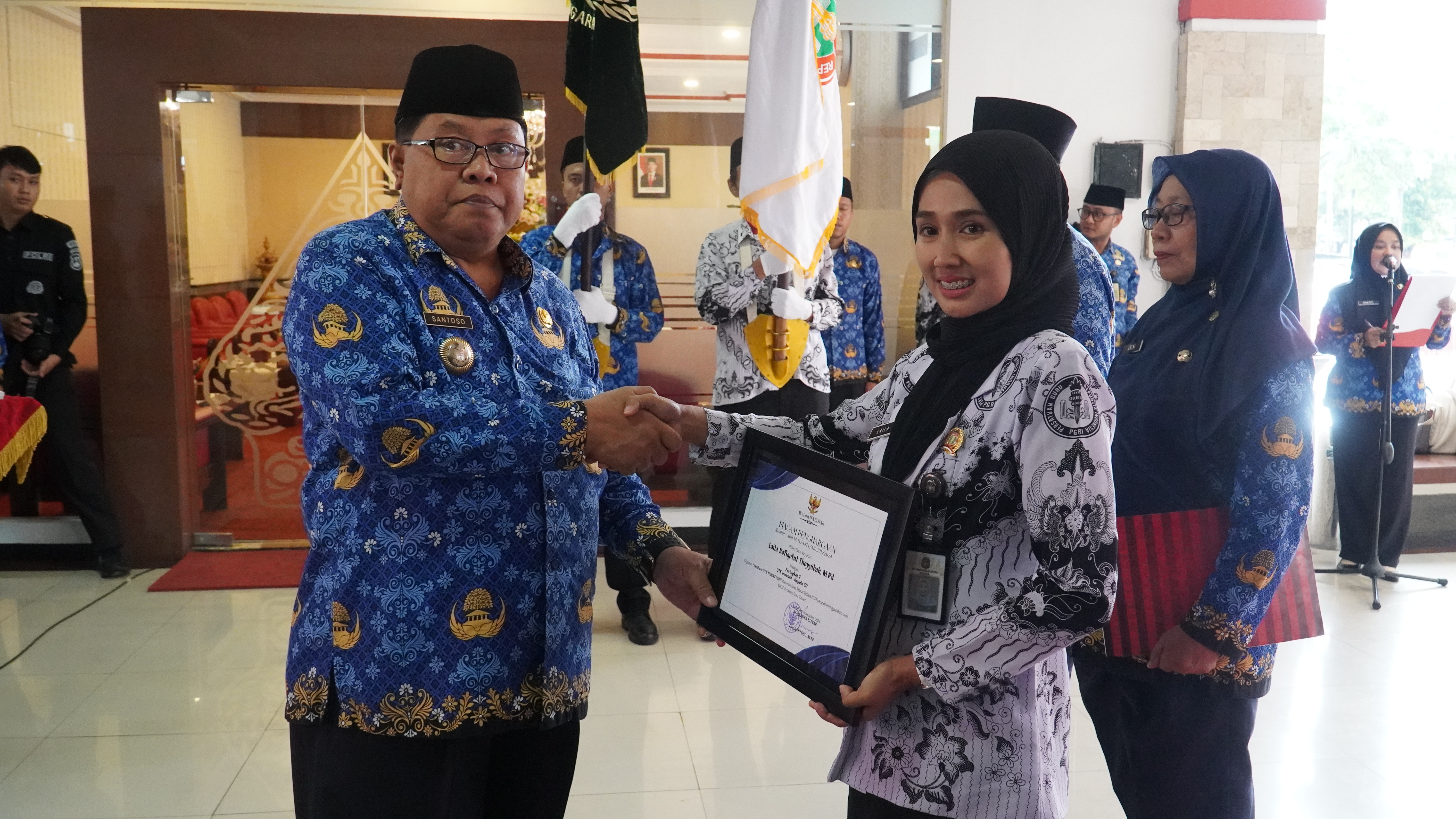 29 November 2024 - Upacara Peringatan HUT KORPRI ke-53 &amp;amp; HUT ke-79 PGRI Tahun 2024 di Halaman Kantor Walikota Blitar