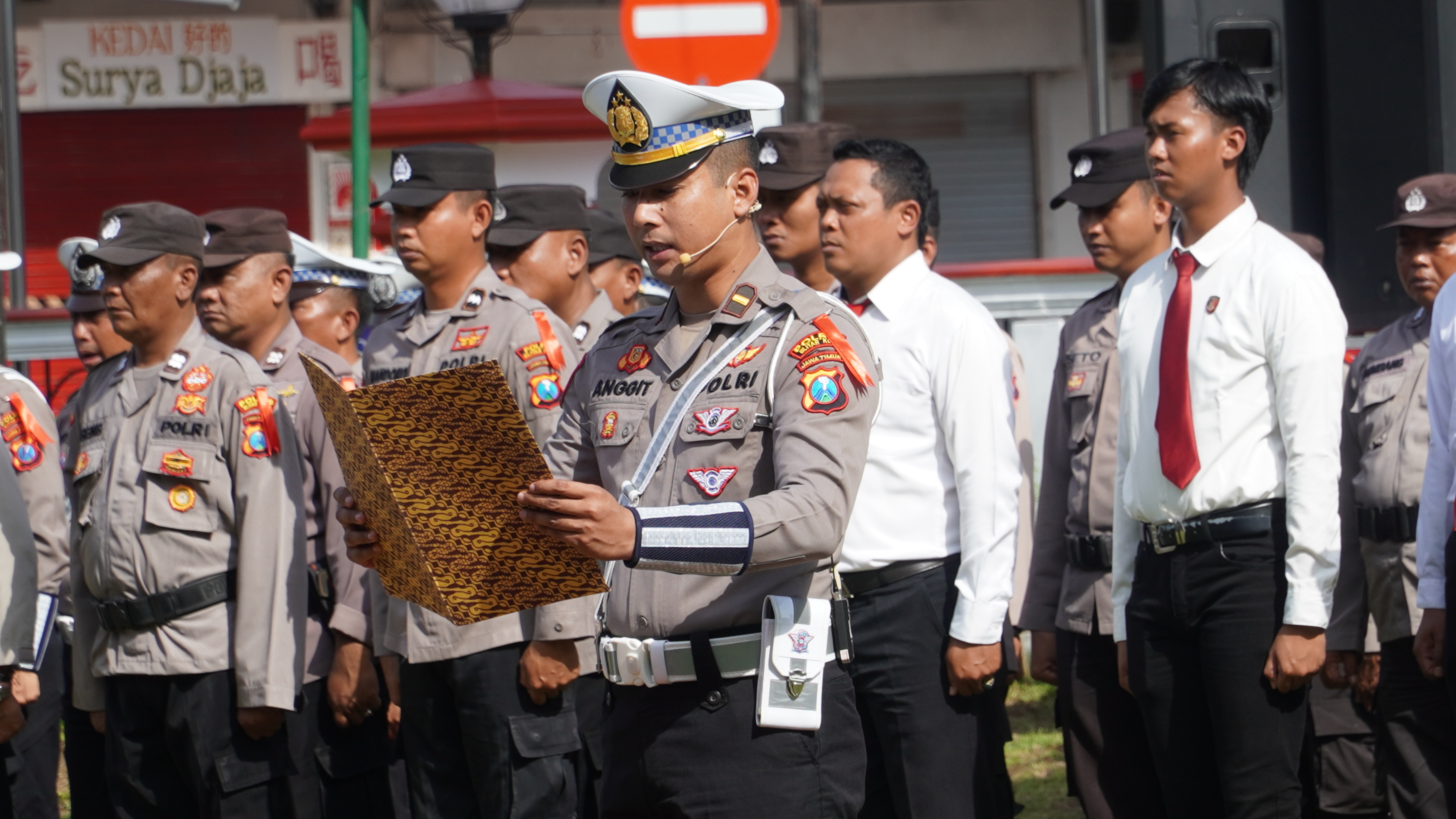 20 Desember 2024 - Apel Gelar Pasukan OPERASI LILIN SEMERU 2024