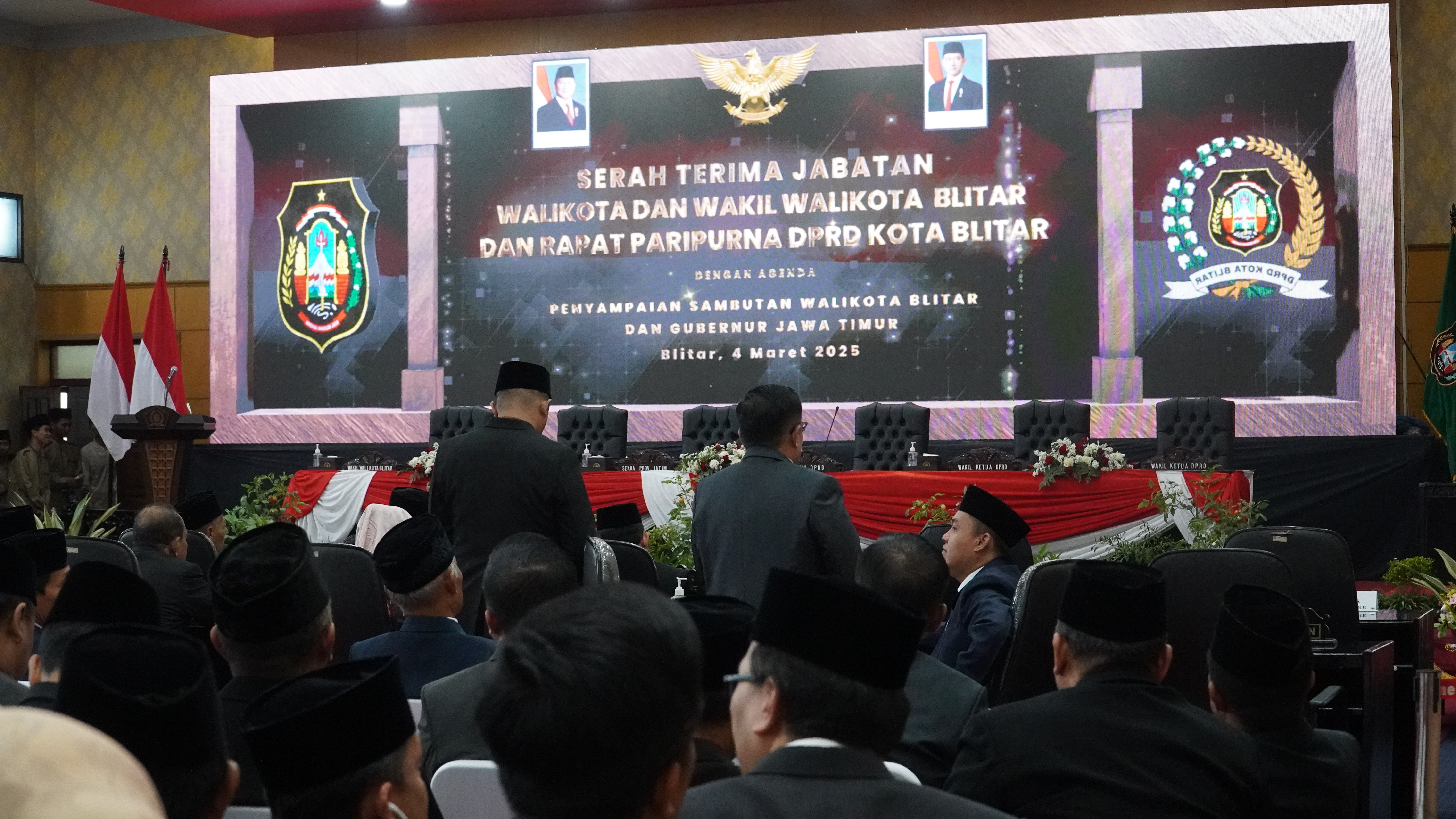4 Maret 2025 - Sertijab KDH dan WKDH di Graha Paripurna DPRD Kota Blitar
